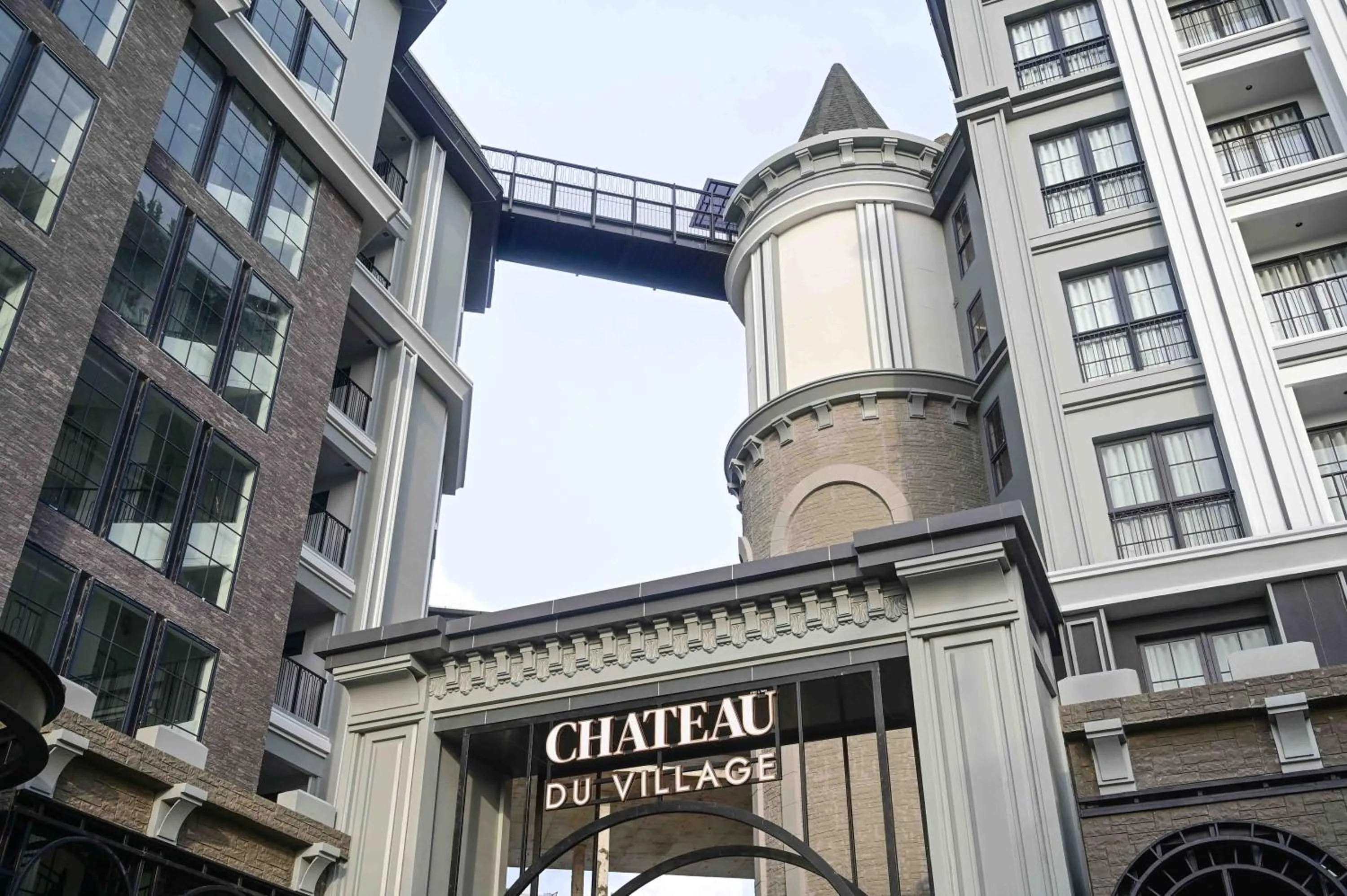 Property building in Chateau Du Village Patong