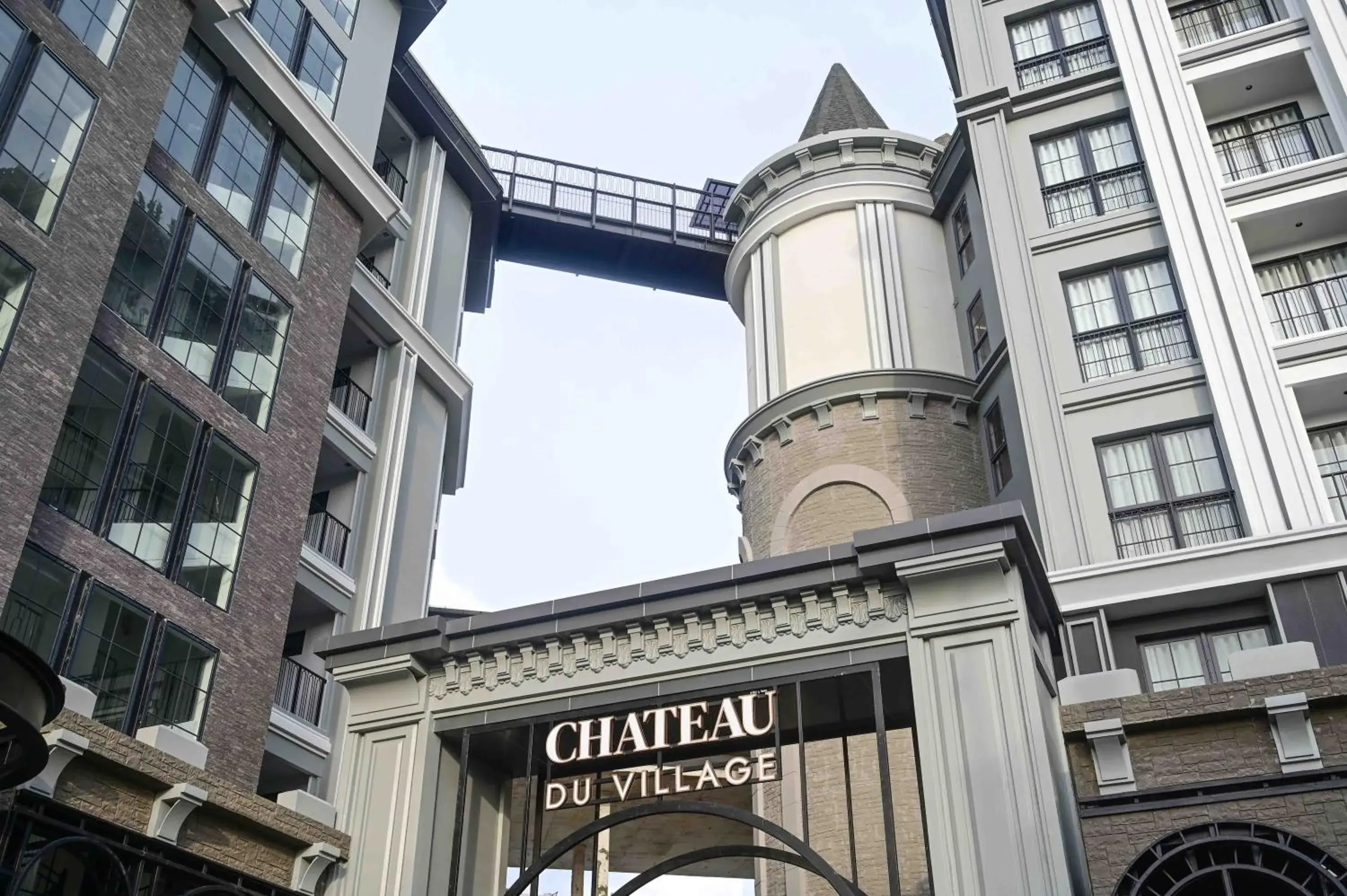 Property building in Chateau Du Village Patong Property building in Chateau Du Village Patong