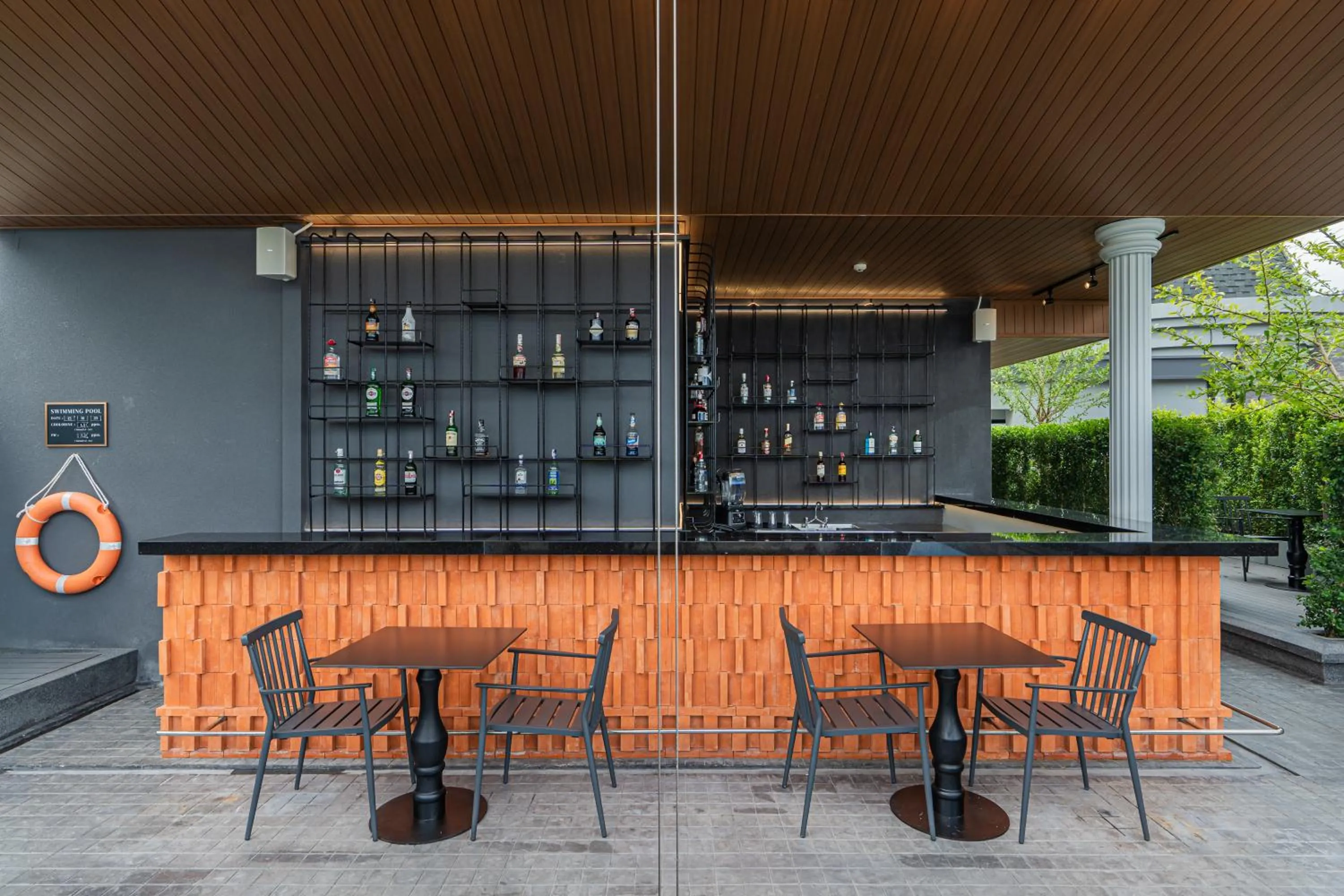 Lounge or bar in Chateau Du Village Patong