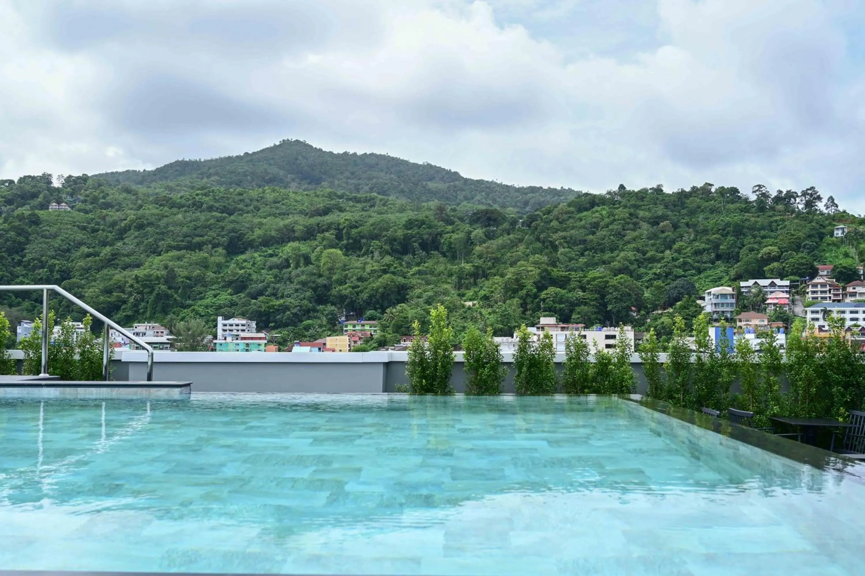 Swimming pool in Chateau Du Village Patong