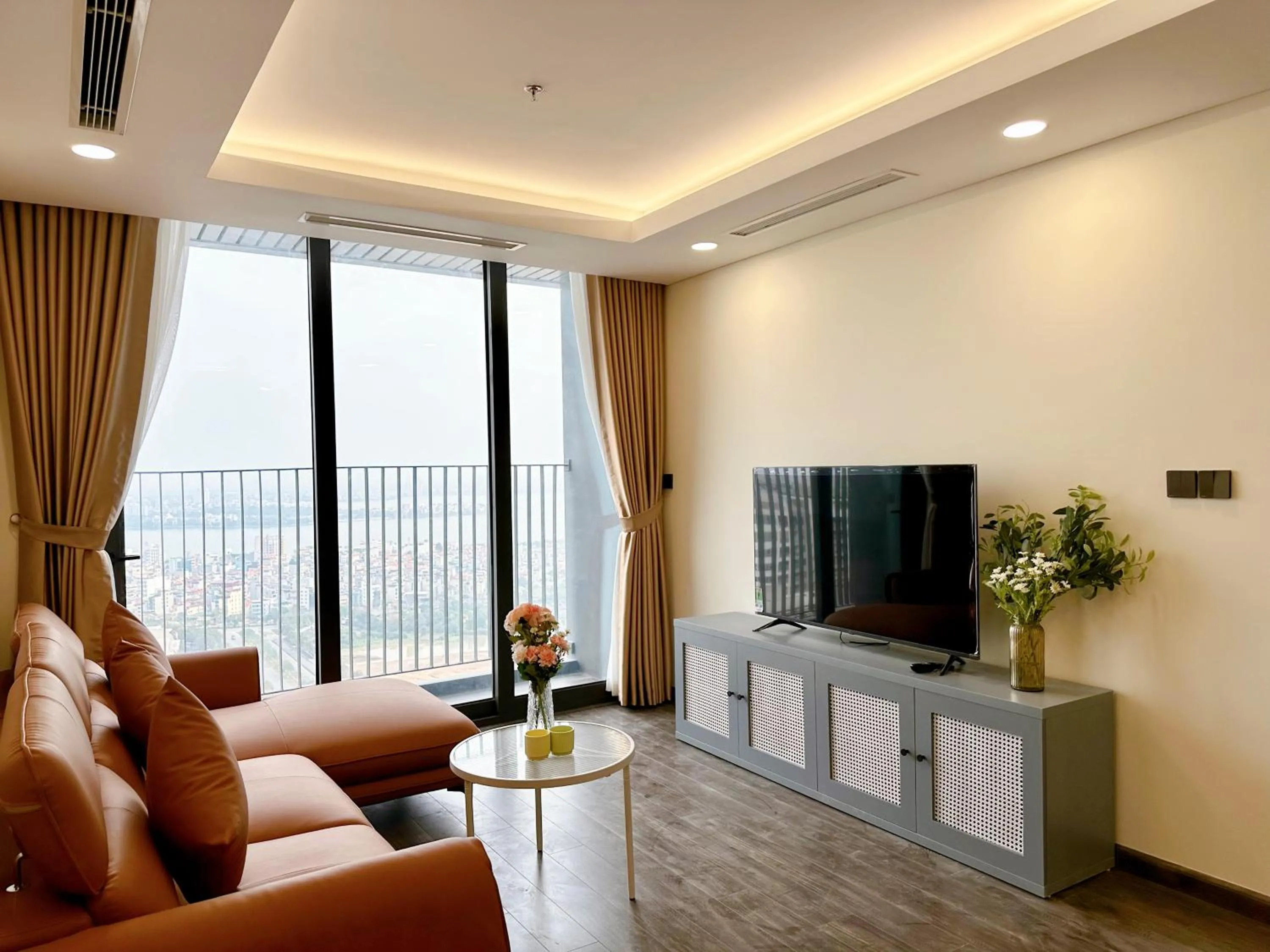Living room in Apartments in Han Jardin Building next West Lake
