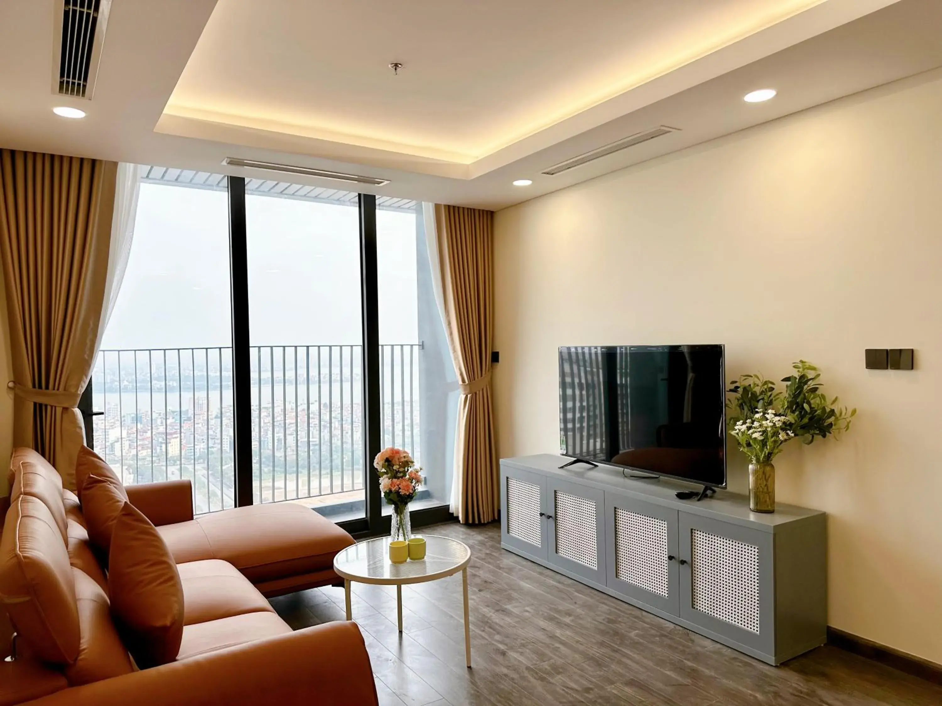 Living room in Apartments in Han Jardin Building next West Lake Living room in Apartments in Han Jardin Building next West Lake