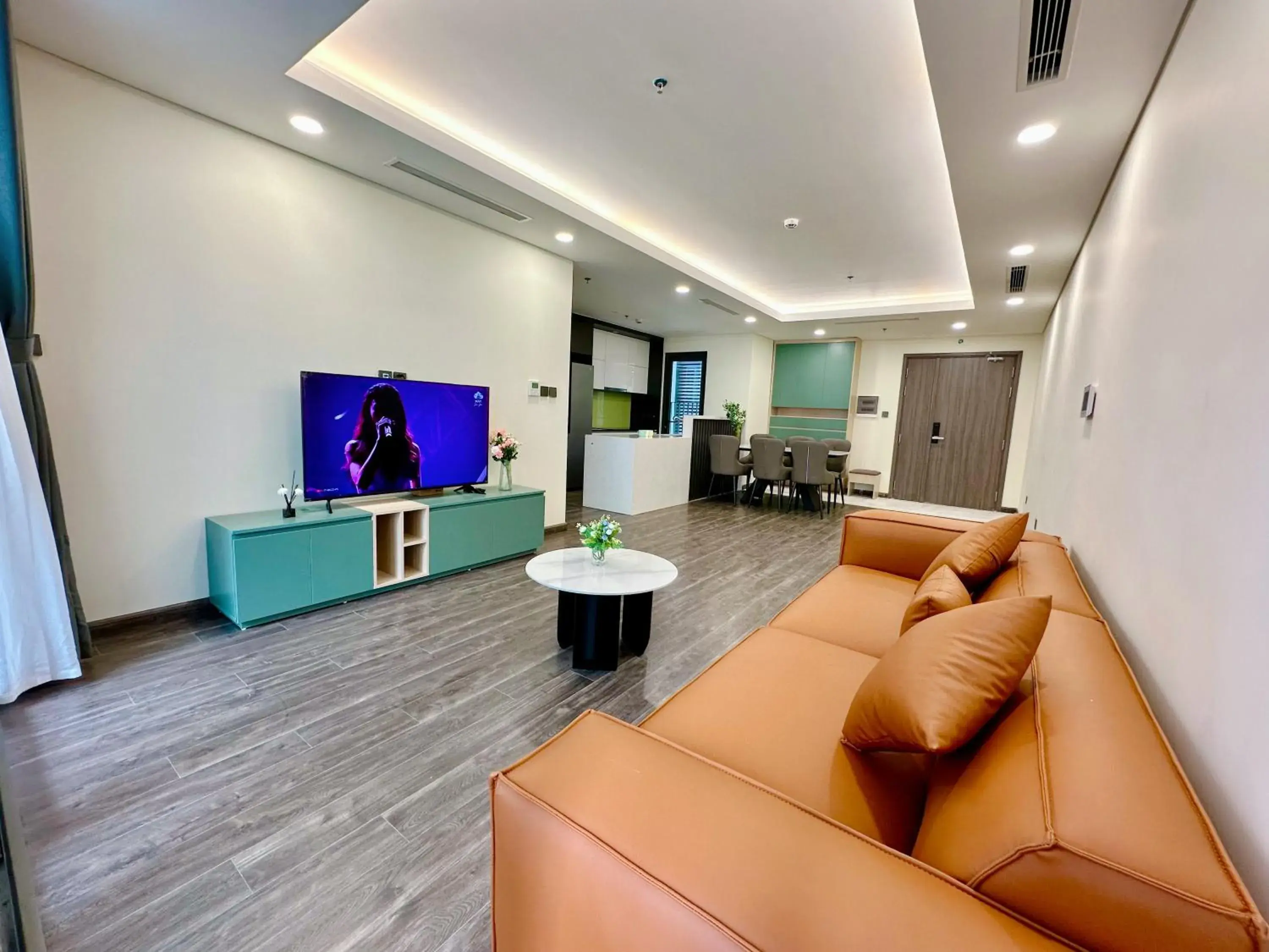 Living room in Apartments in Han Jardin Building next West Lake Living room in Apartments in Han Jardin Building next West Lake