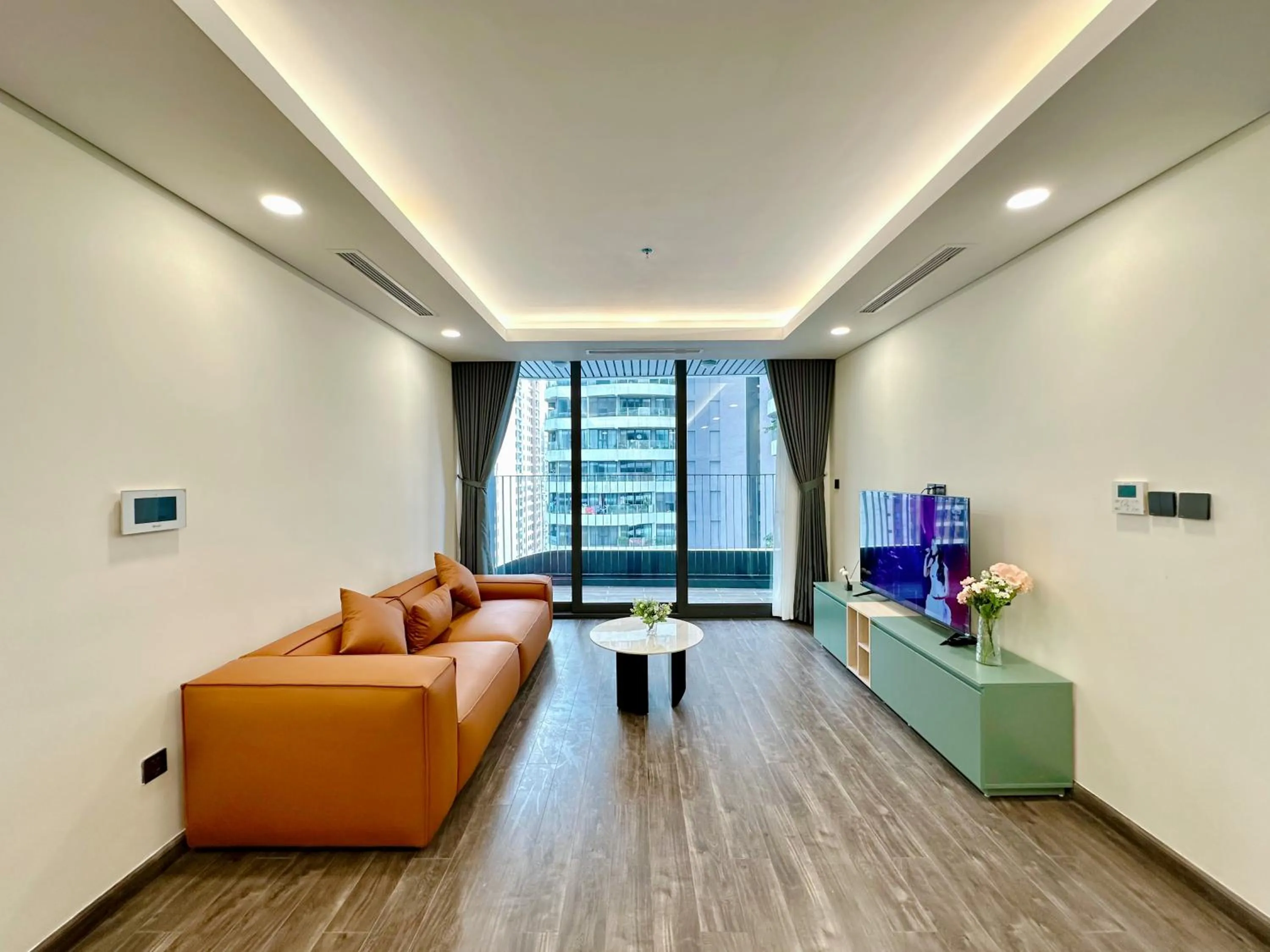 Living room in Apartments in Han Jardin Building next West Lake