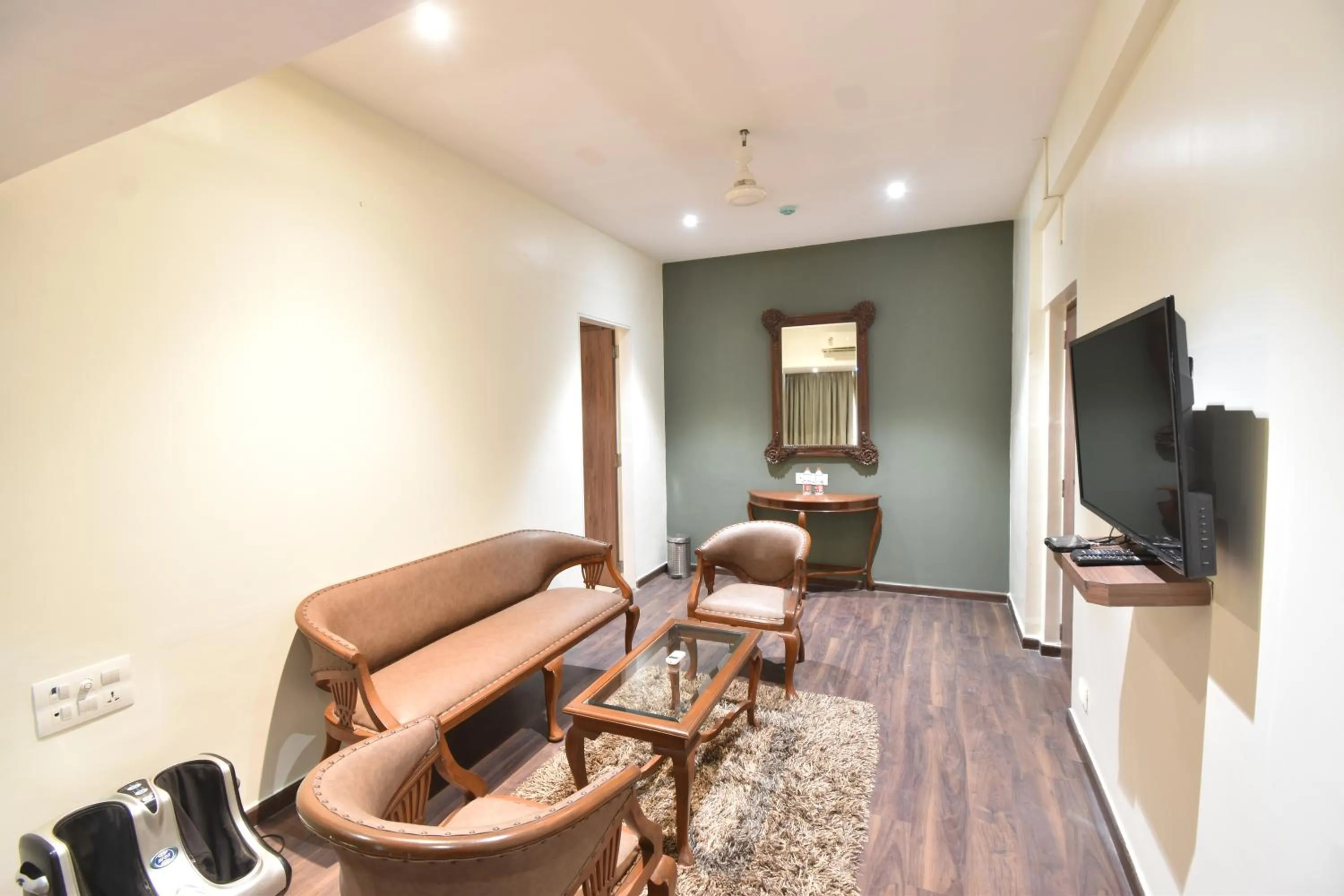 TV and multimedia in The Aarya A Smart Business Hotel