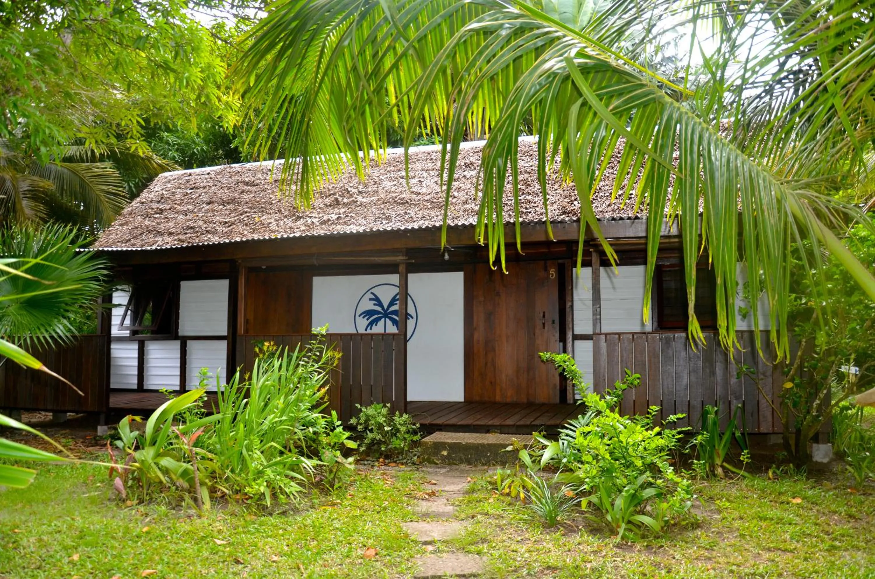 Sea view in Boraha Village Ecolodge