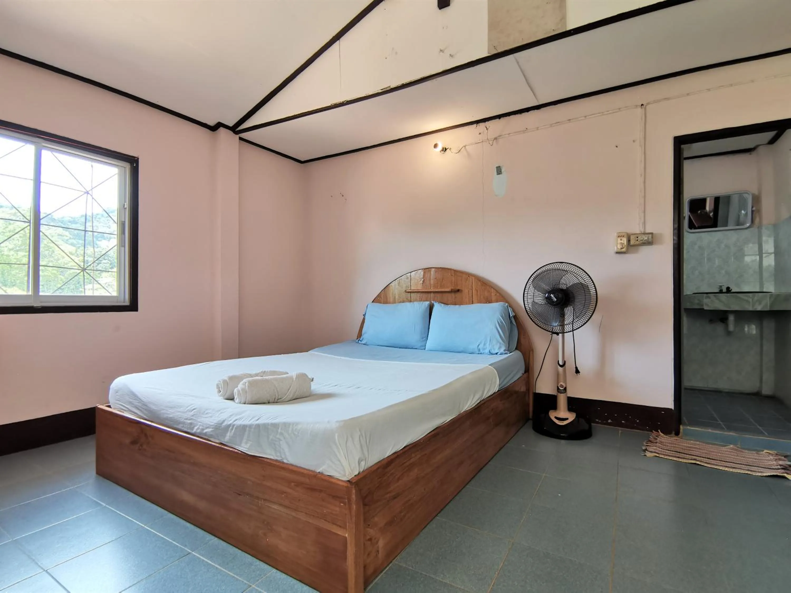 Bedroom, Bed in Klong Jark Bungalows