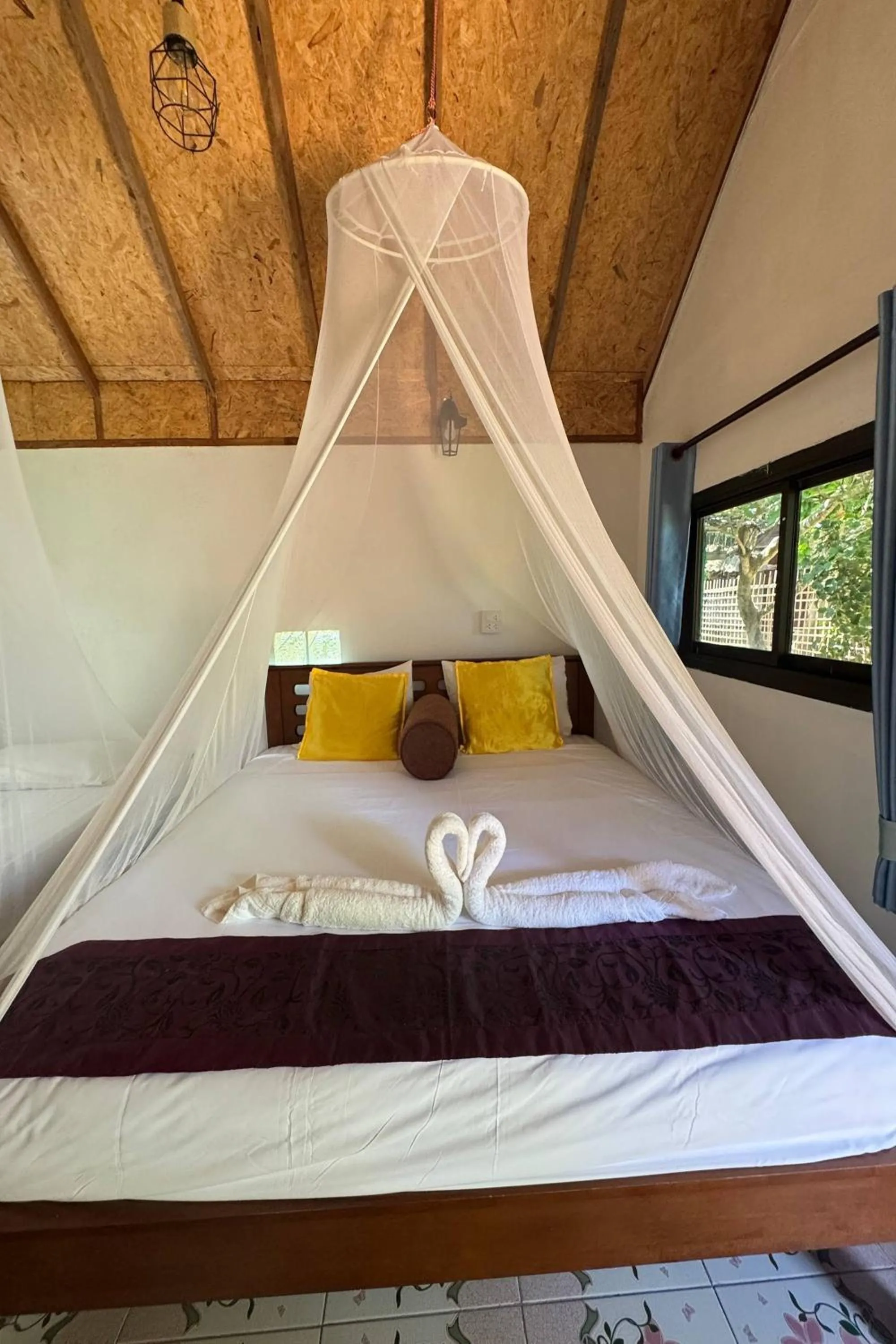 Bed in Klong Jark Bungalows