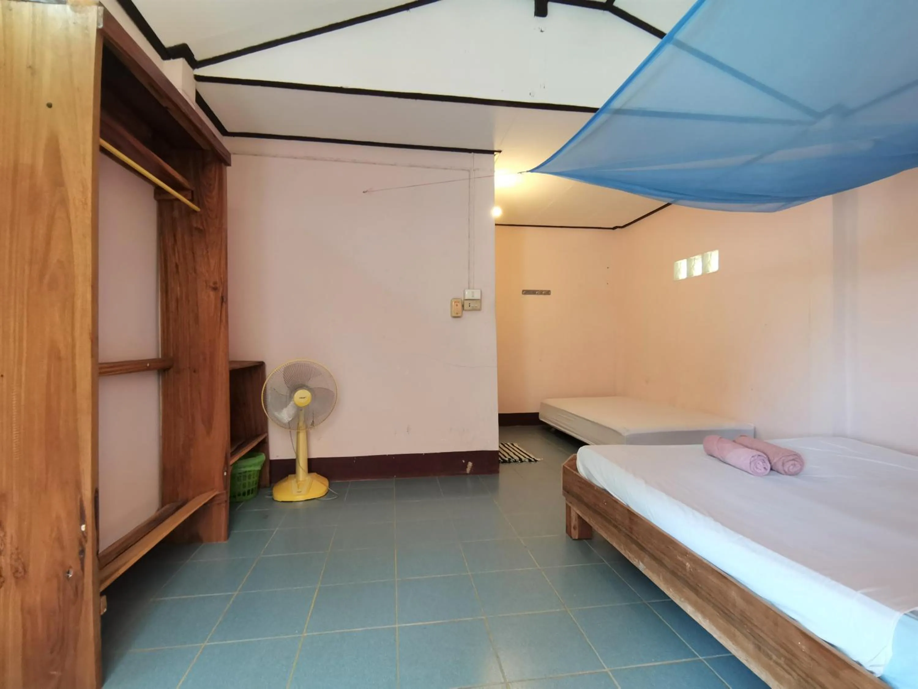 Bedroom, Bed in Klong Jark Bungalows