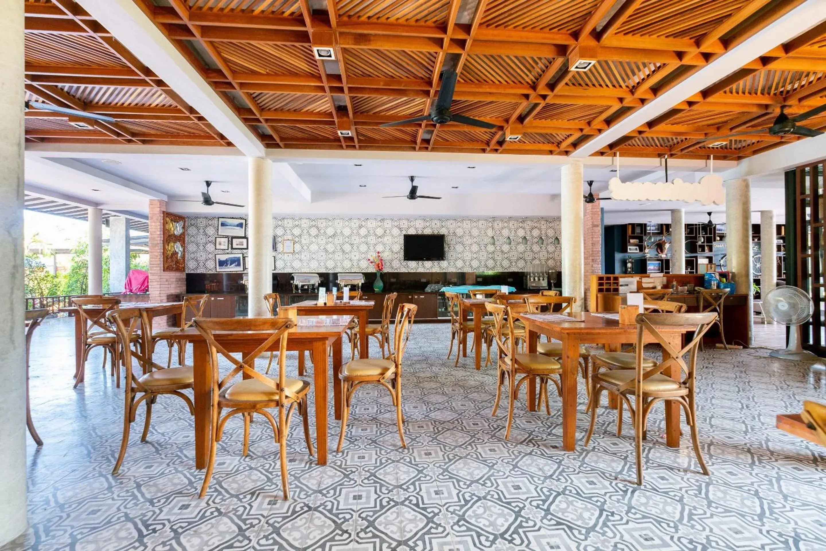 Restaurant/places to eat in The Tama Hotel- SHA Plus Restaurant/places to eat in The Tama Hotel- SHA Plus