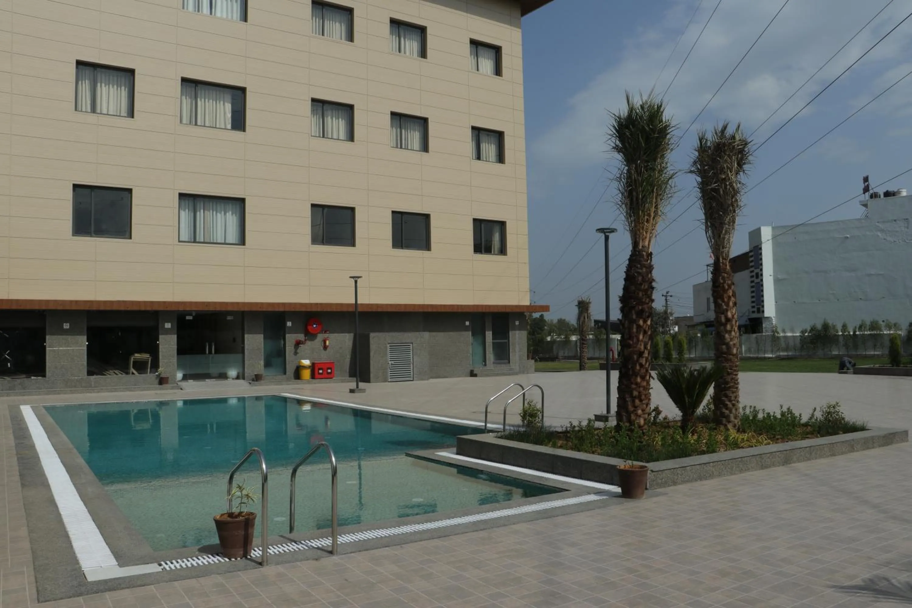 Crown Park Luxury Hotel
