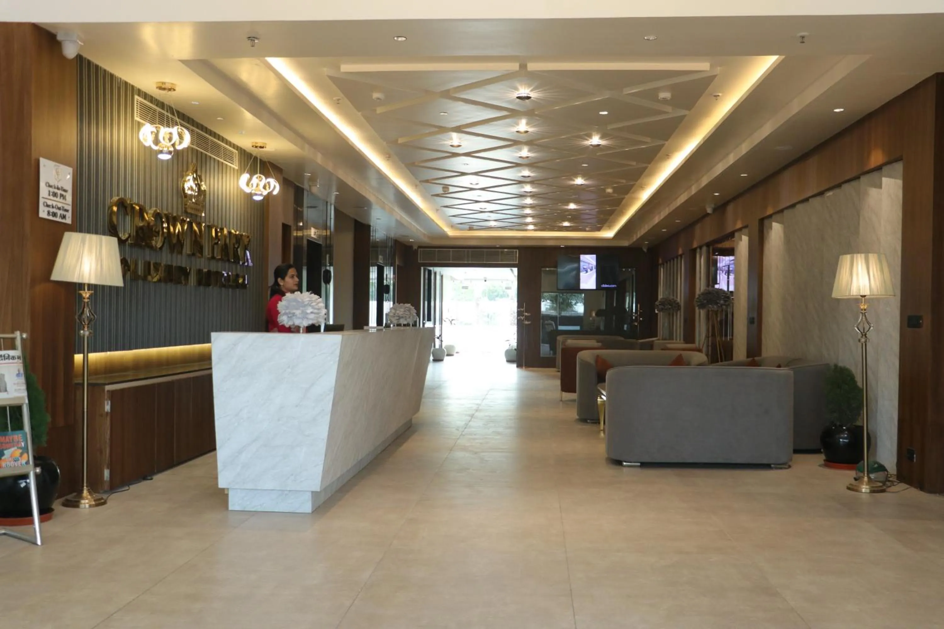 Crown Park Luxury Hotel