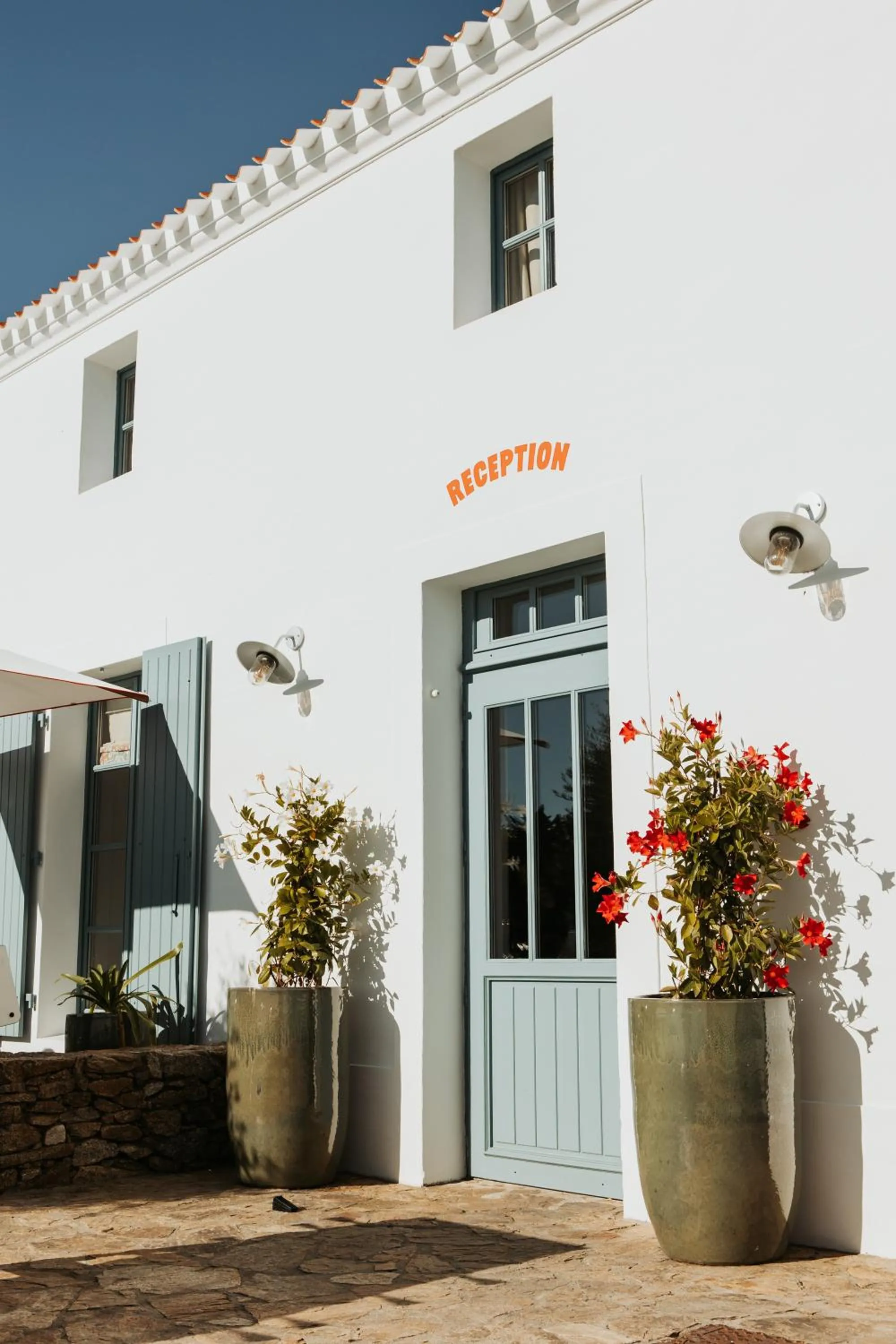 Lobby or reception in La Mission Hôtel & SPA - l'île d'Yeu