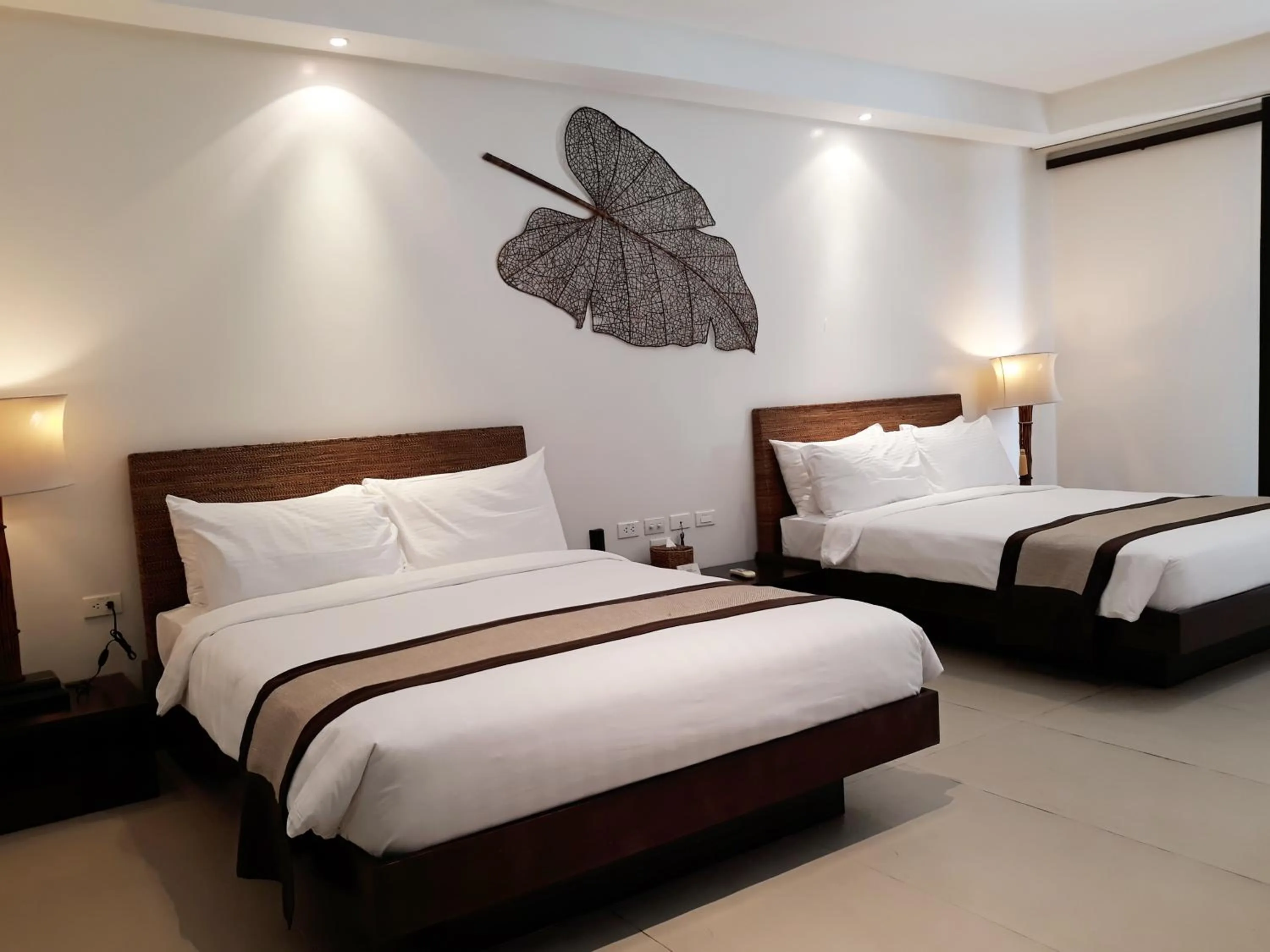 Bed in Kamana Sanctuary Resort & Spa