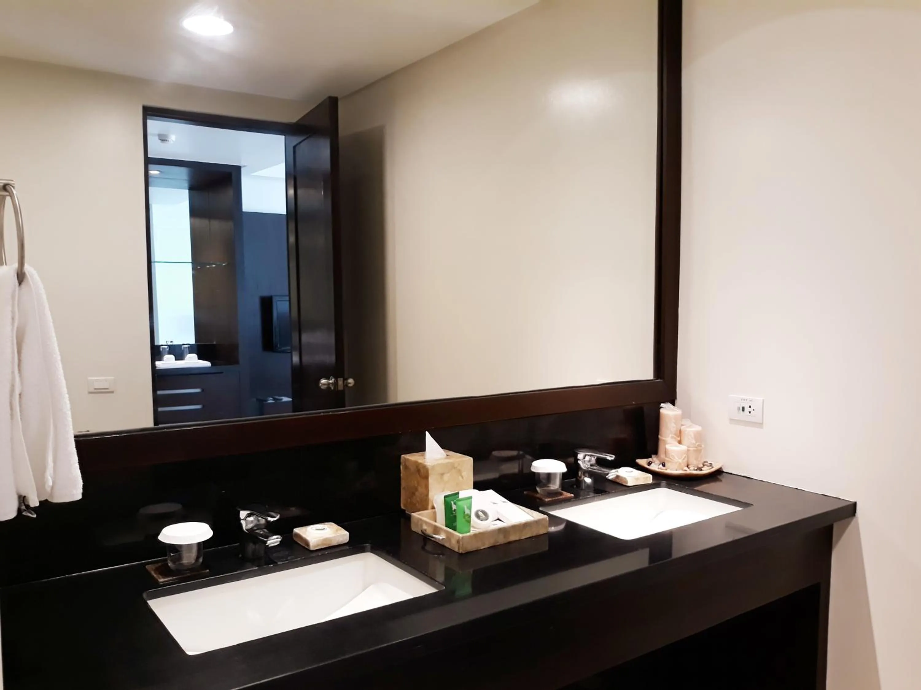 Kamana Sanctuary Resort & Spa