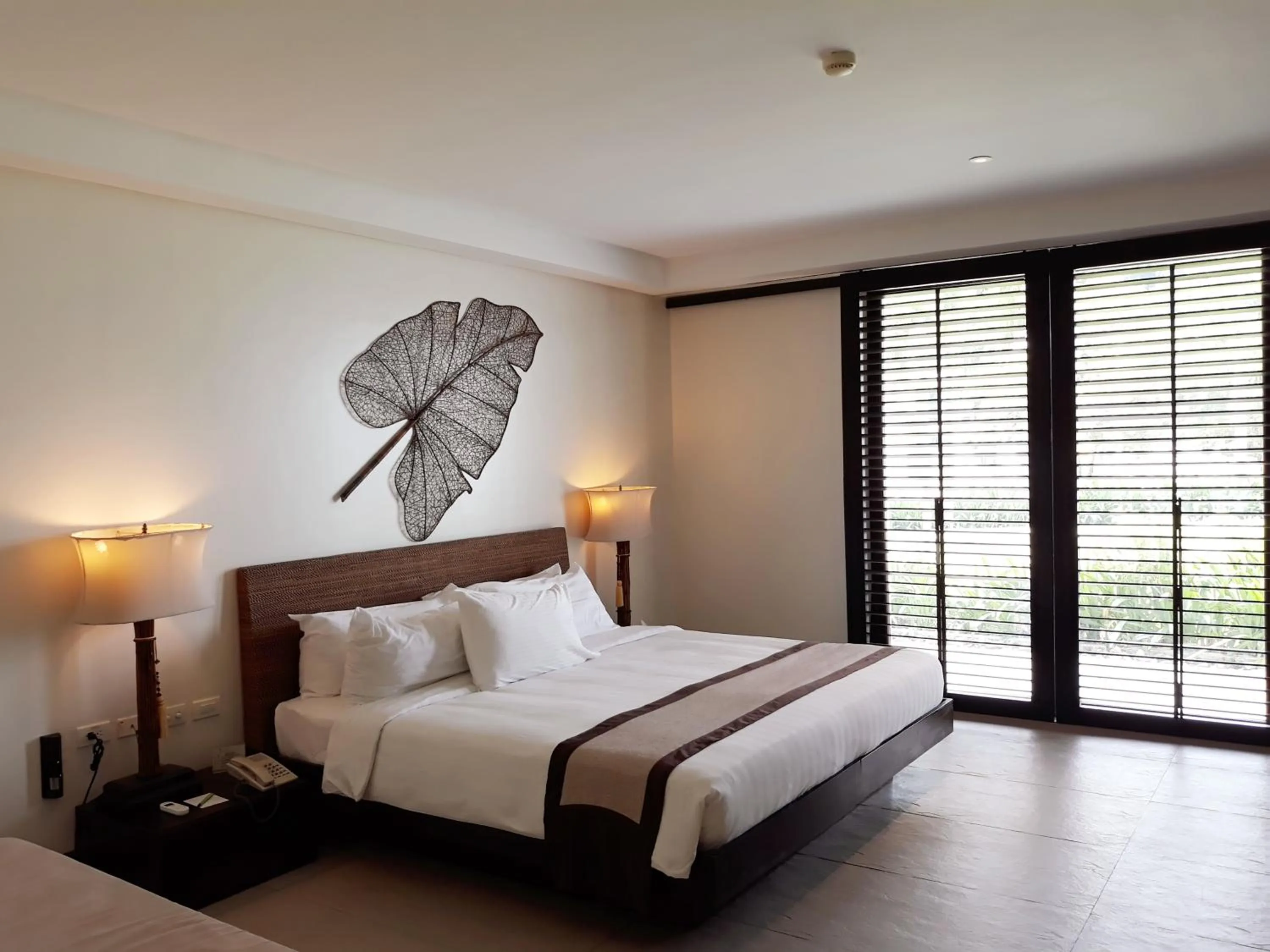 Bed in Kamana Sanctuary Resort & Spa