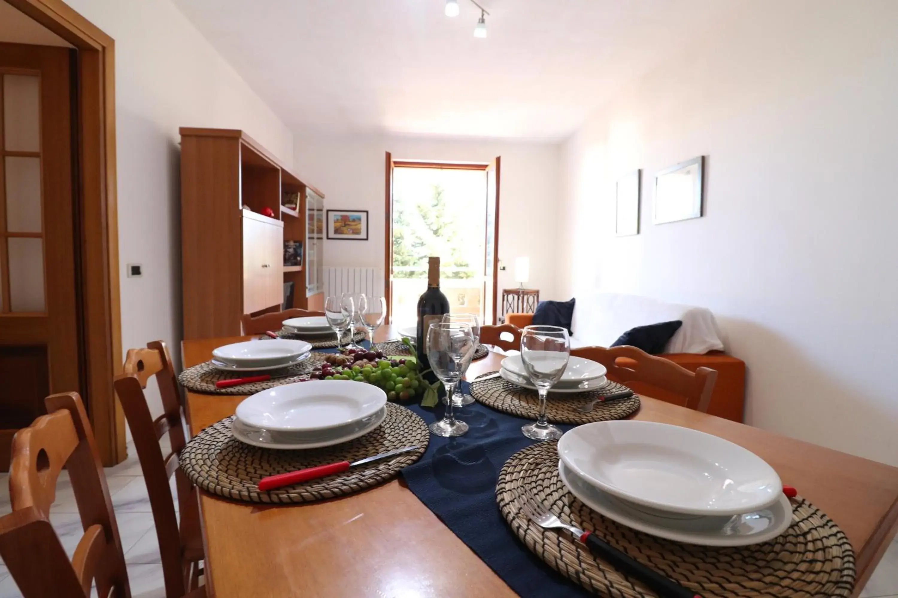 Casa Zara Ideal Stay for Families and Small Groups Casa Zara Ideal Stay for Families and Small Groups