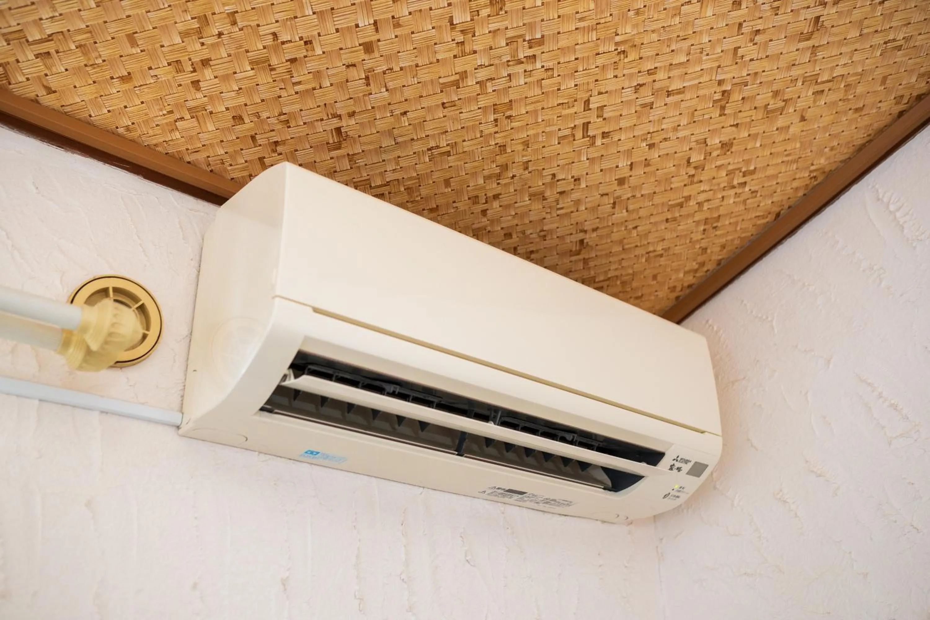 air conditioner in Pension Yufuin