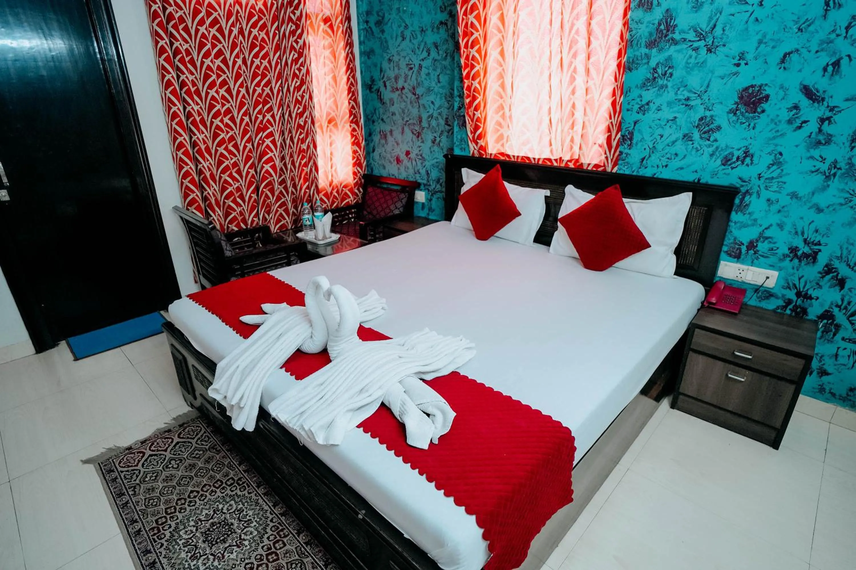 Bedroom, Bed in Hotel Jinendra Inn