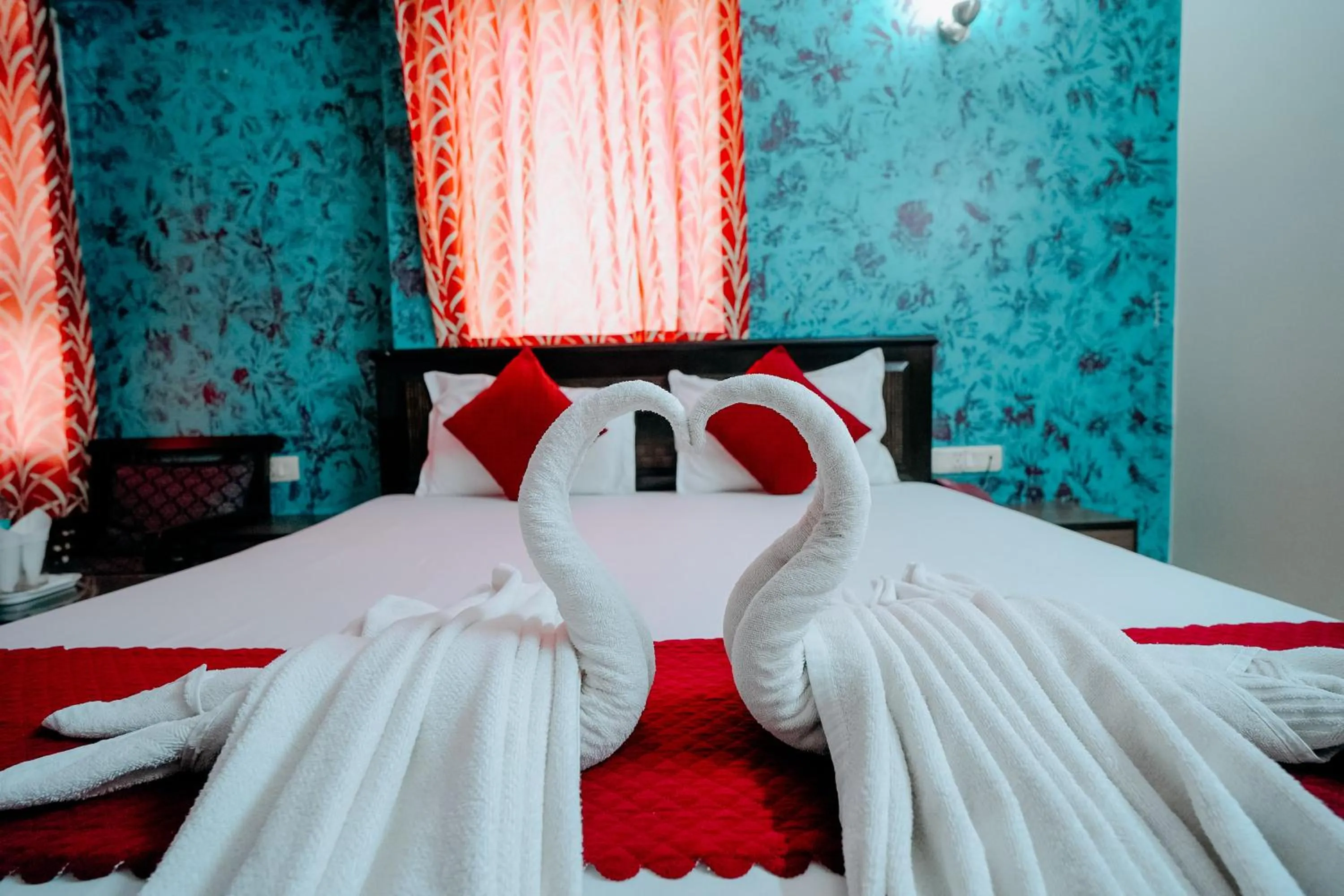 Bedroom, Bed in Hotel Jinendra Inn