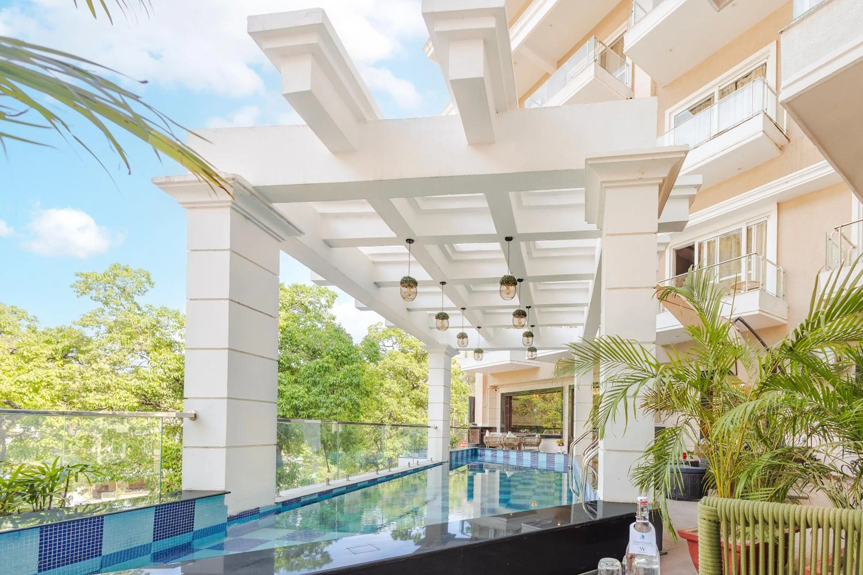 Swimming pool in Stone Wood Hotel, Rishikesh