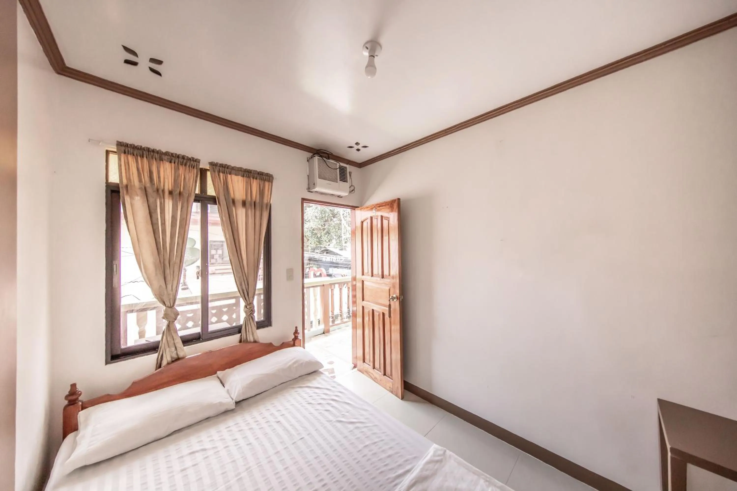 Bed in Zaniya's Pension