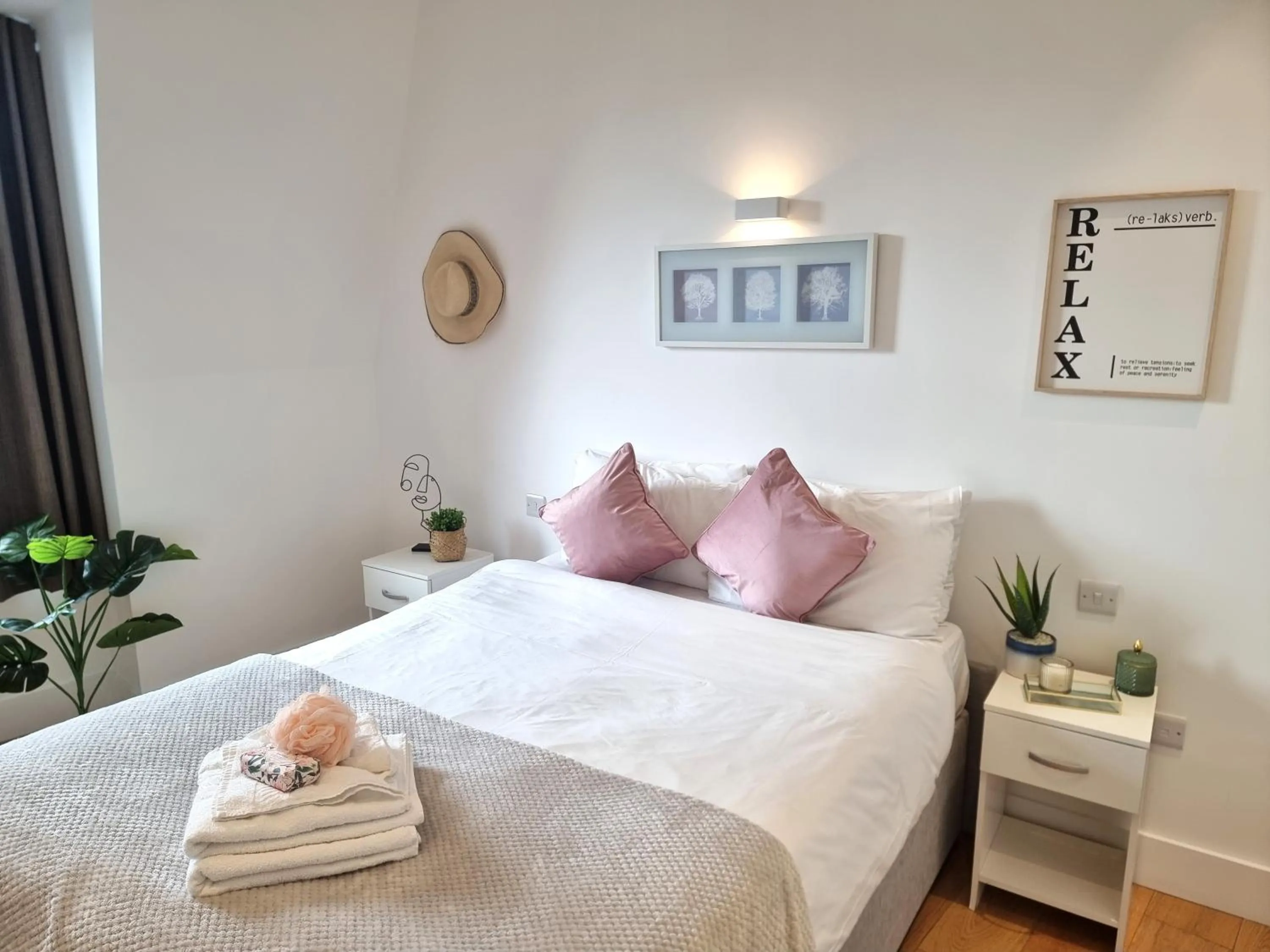 Bed in Shard View Apartments