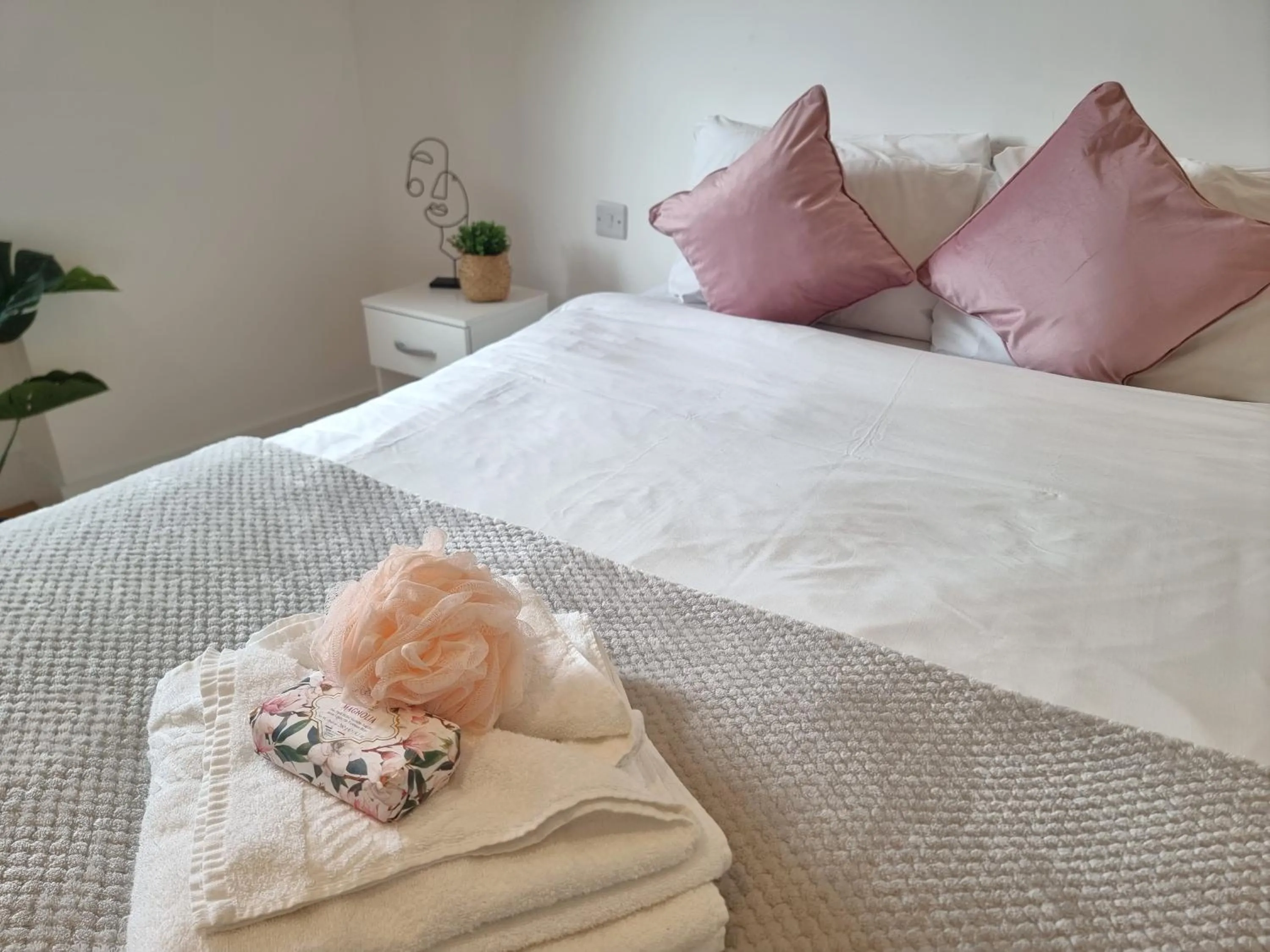 Bed in Shard View Apartments