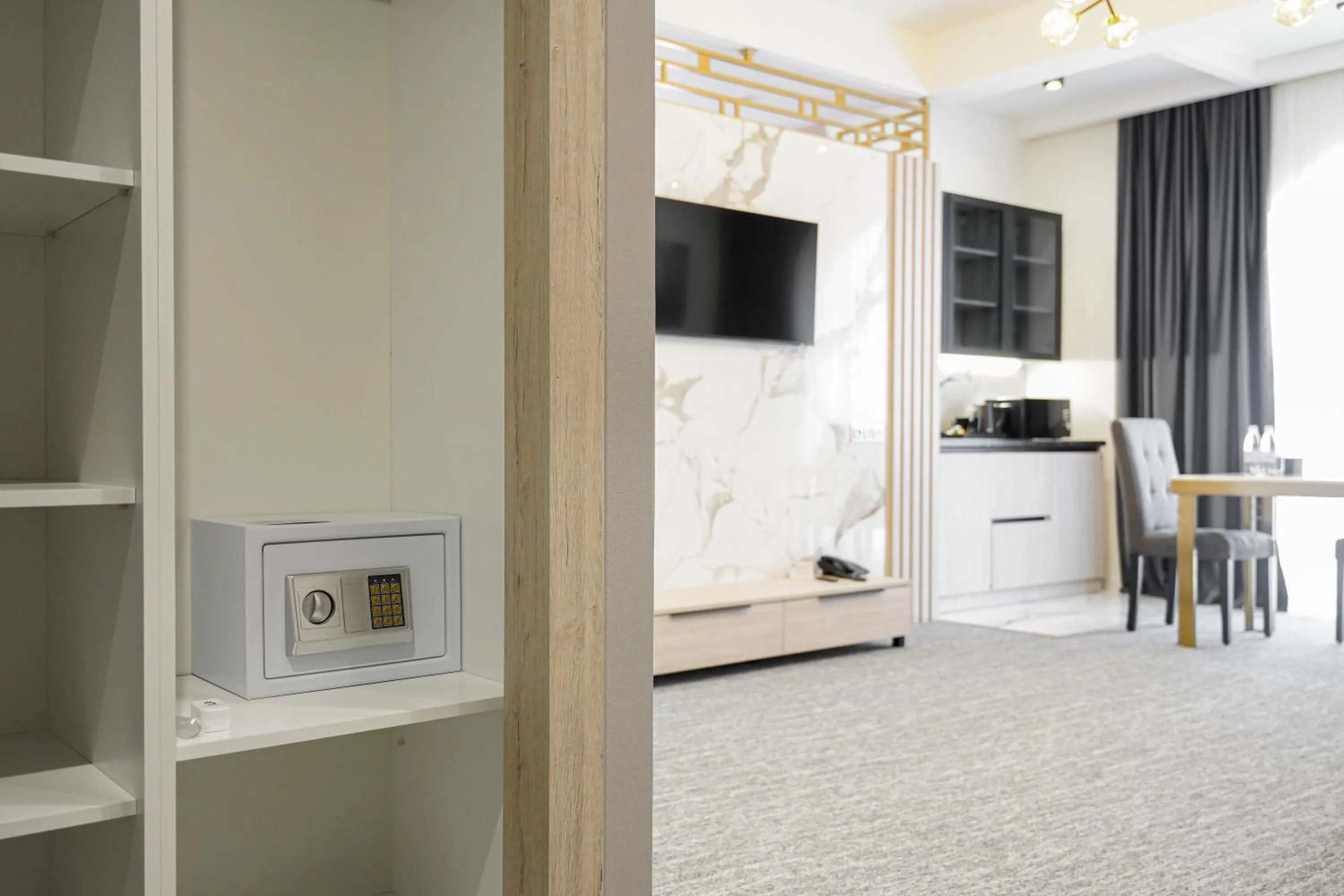 Kitchen or kitchenette in Dynasty Hotel & SPA