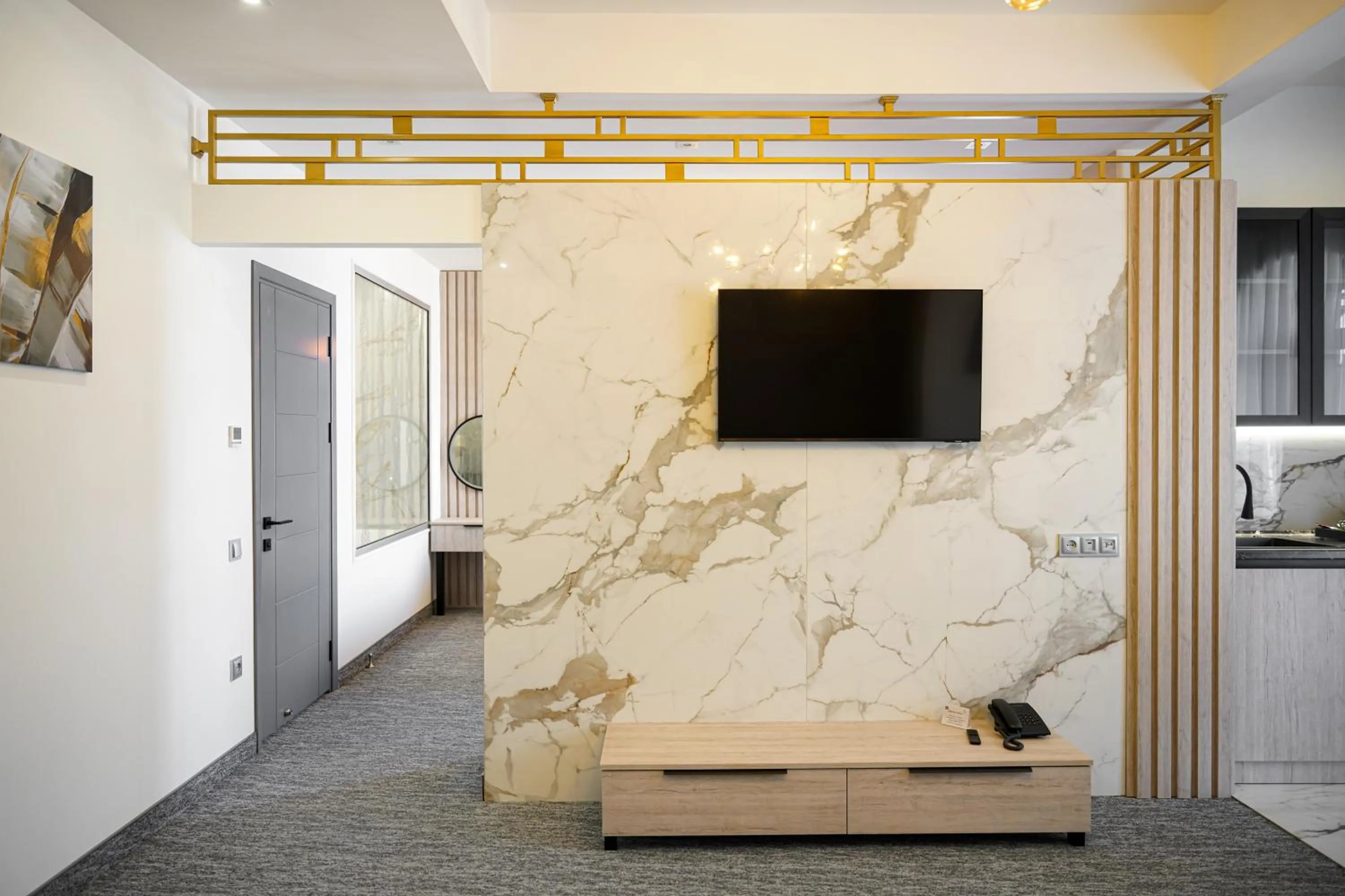 TV and multimedia in Dynasty Hotel & SPA