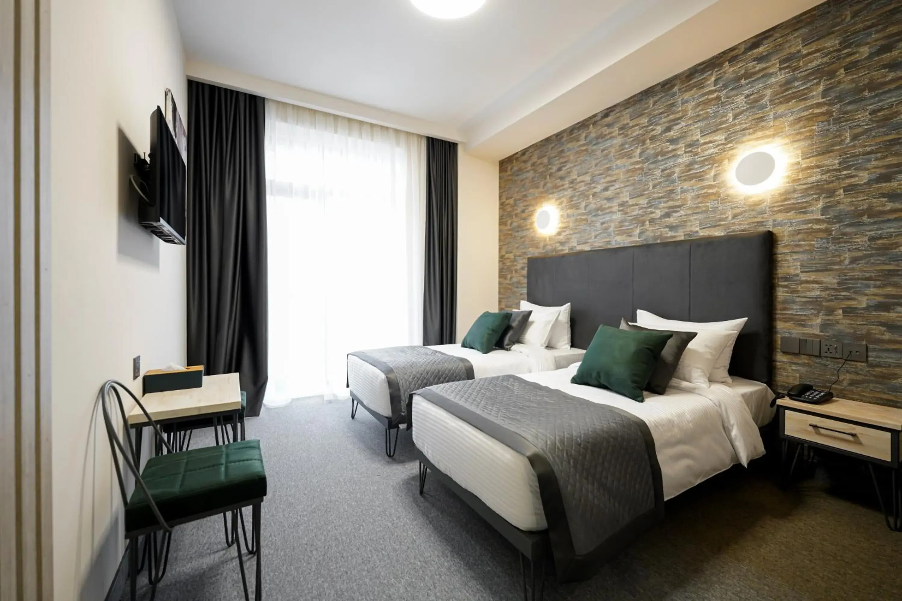 Standard Twin Room in Dynasty Hotel & SPA Standard Twin Room in Dynasty Hotel & SPA