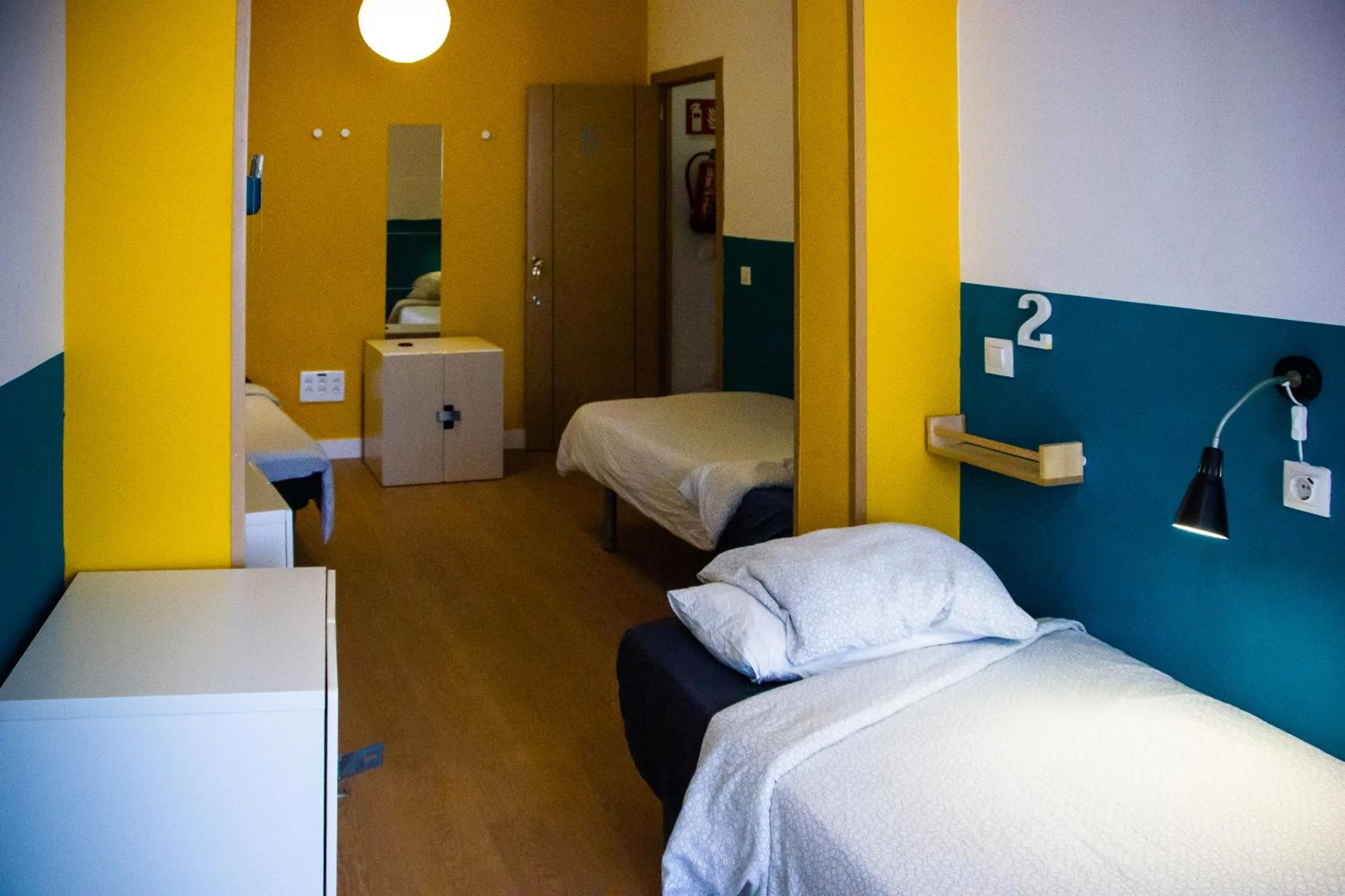 Bedroom, Bed in Onefam Sungate