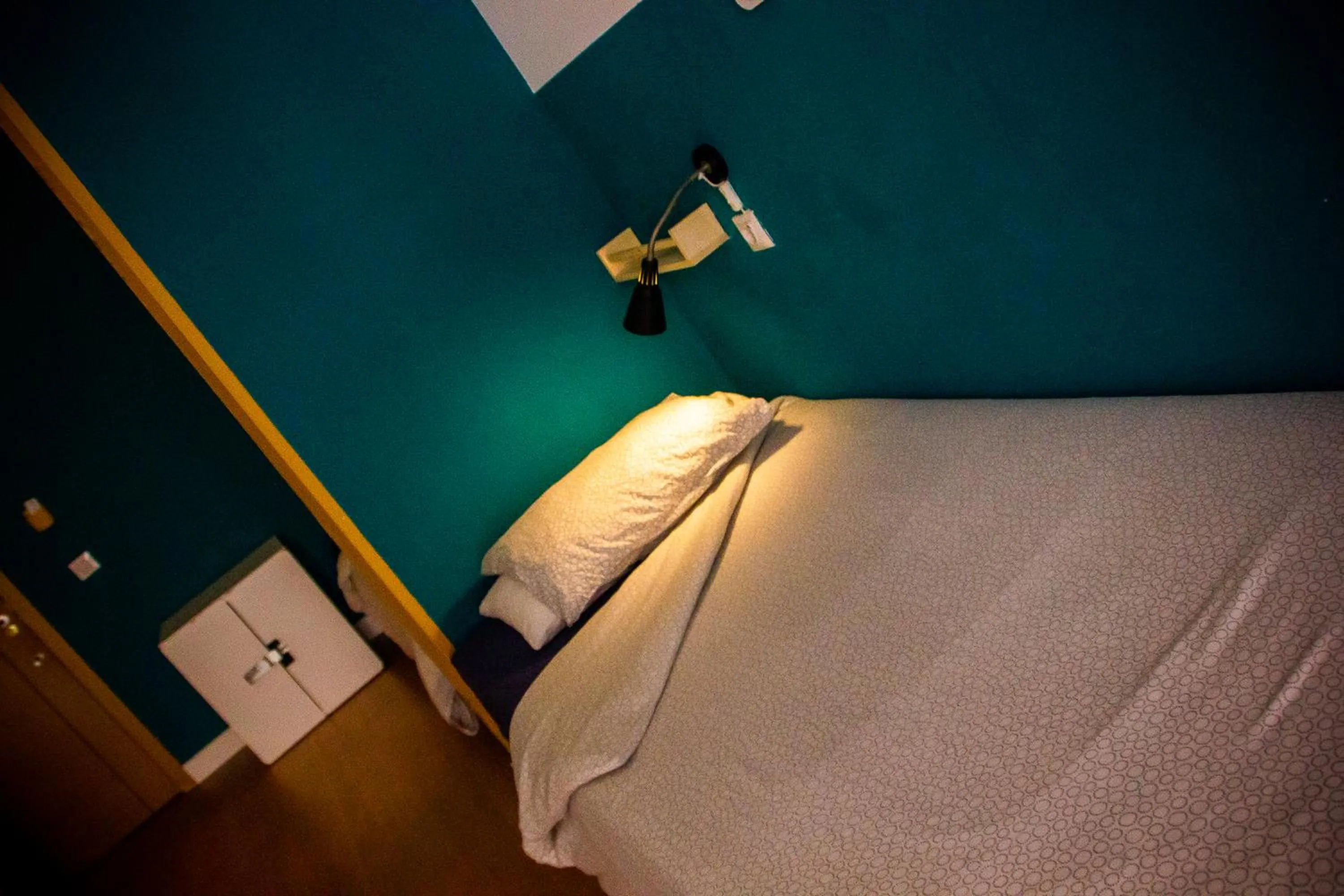 Bedroom, Bed in Onefam Sungate