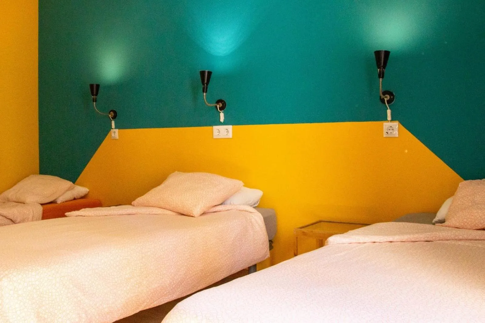 Bedroom, Bed in Onefam Sungate