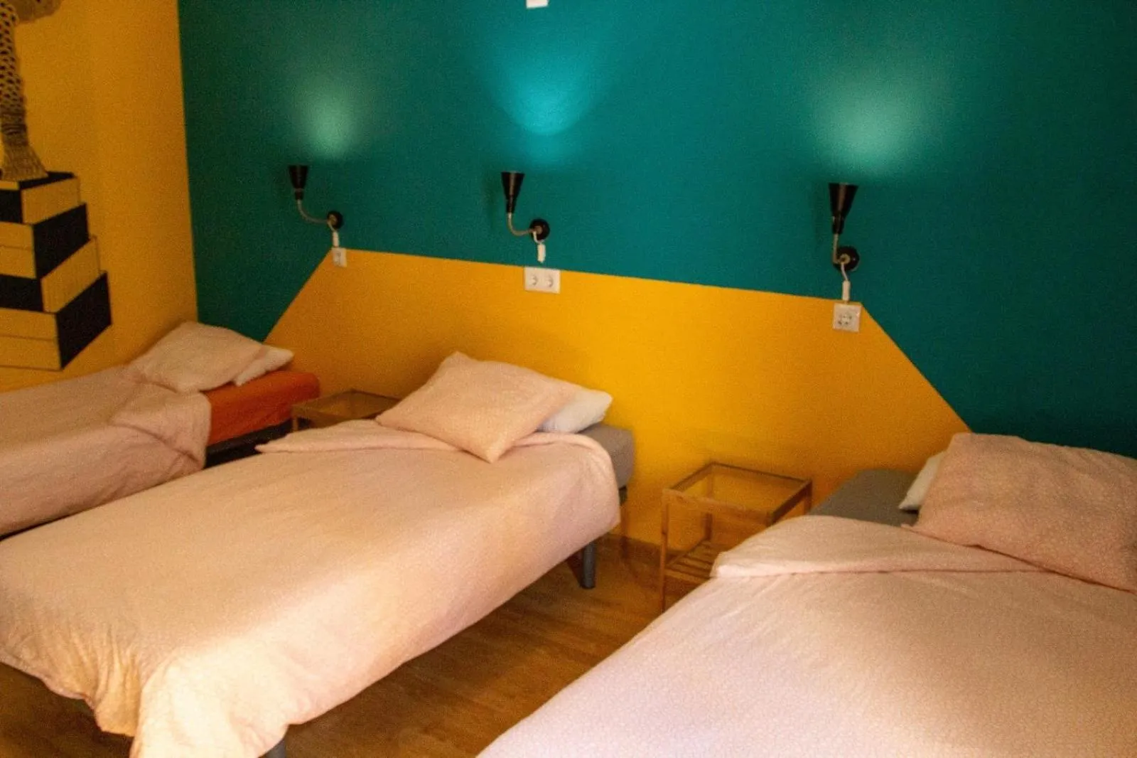 Bed in Onefam Sungate