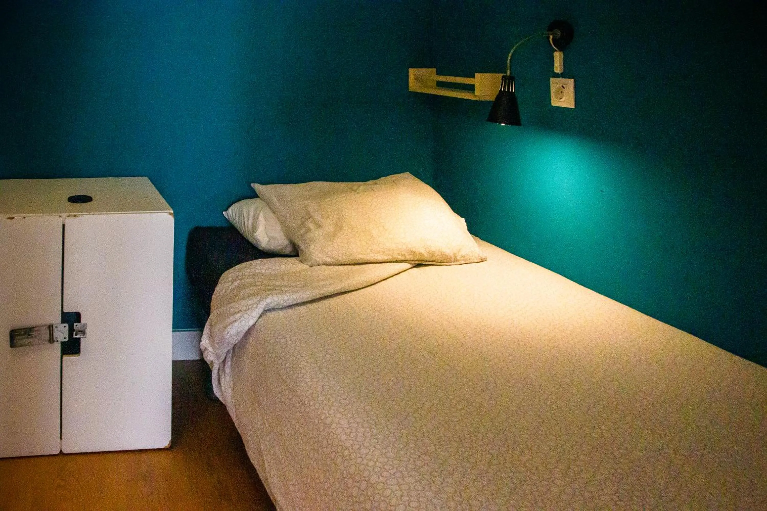 Bedroom, Bed in Onefam Sungate