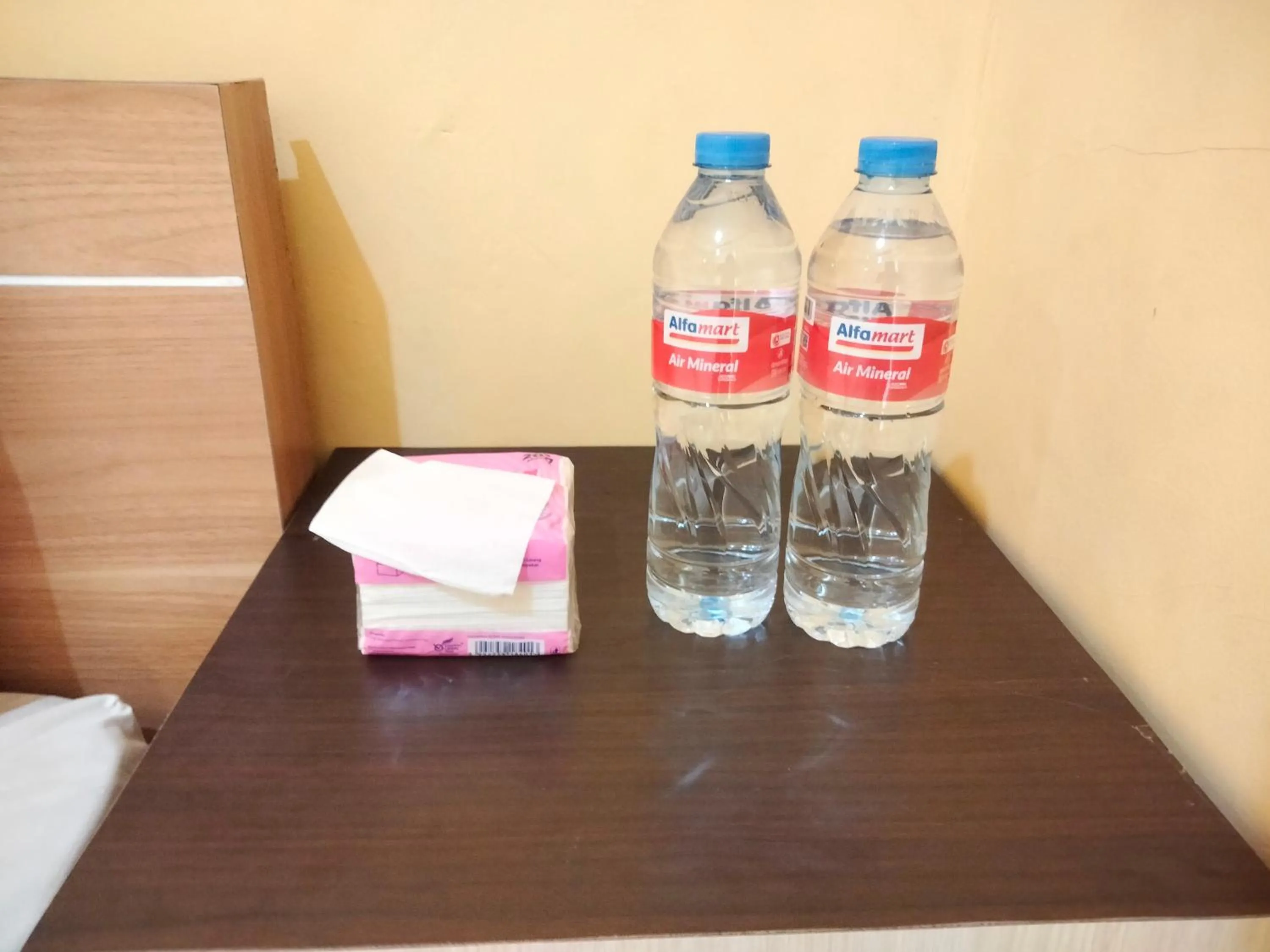 Drinks in Wisma Mutiara near Alun Alun Demak Mitra RedDoorz