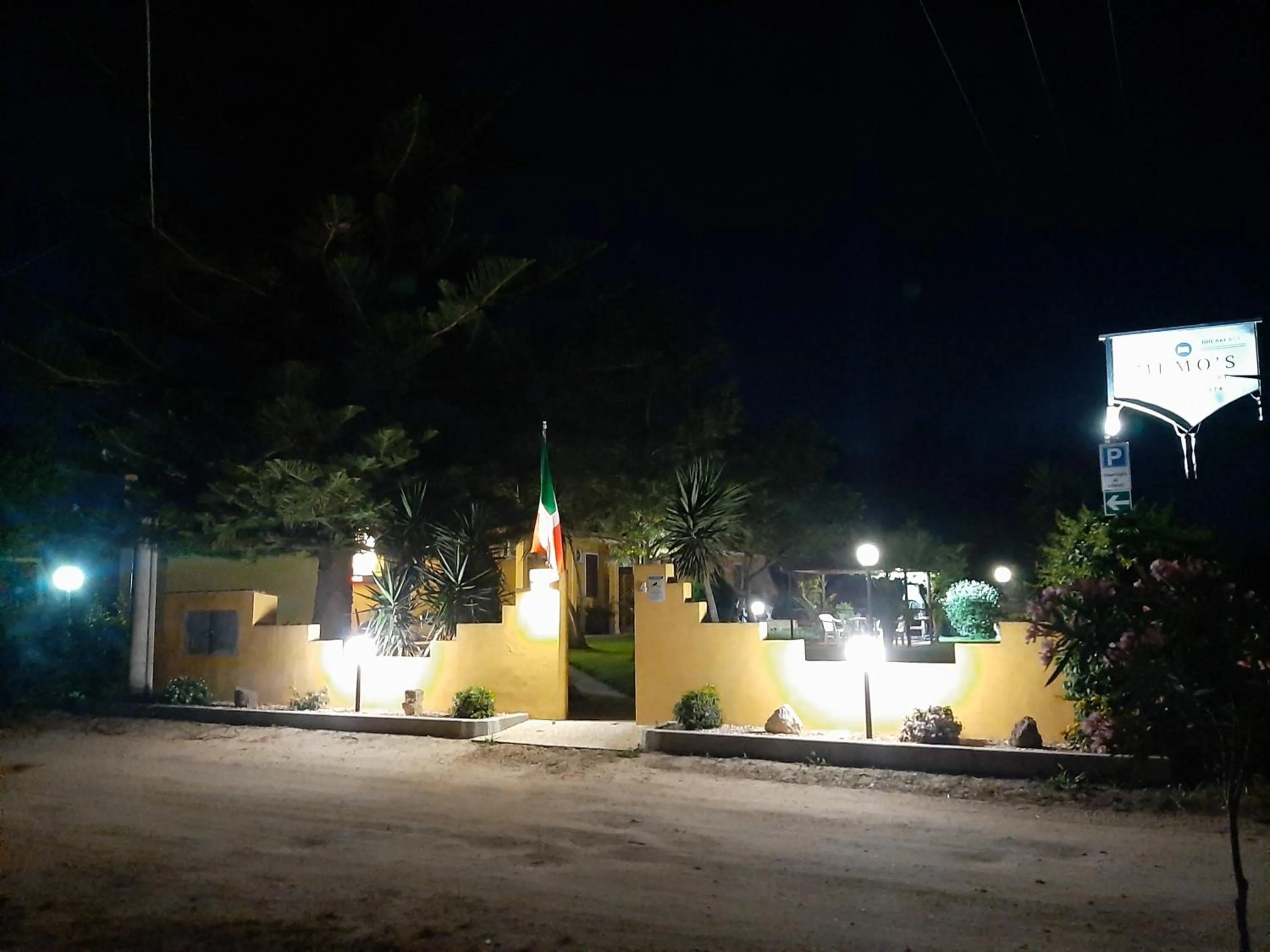 Facade/entrance in MEMO'S Affittacamere