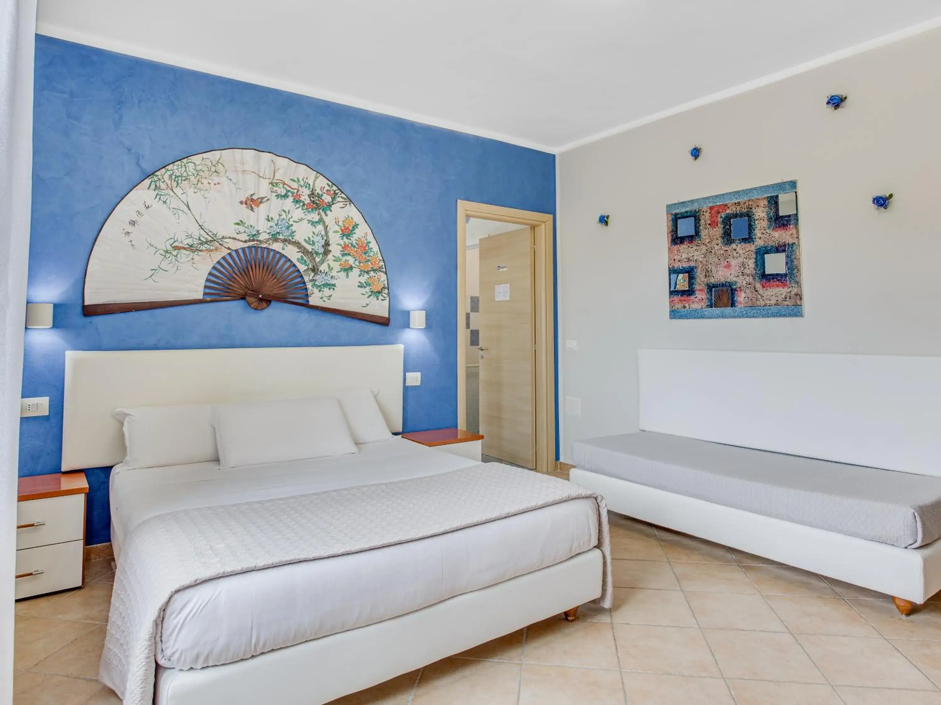 Deluxe Double Room with Extra Bed - single occupancy in MEMO'S Affittacamere Deluxe Double Room with Extra Bed - single occupancy in MEMO'S Affittacamere