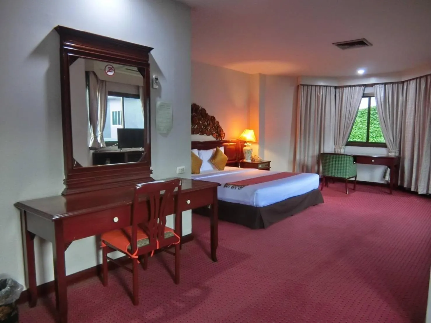 Bedroom, Bed in Inn Come Hotel Chiang Rai