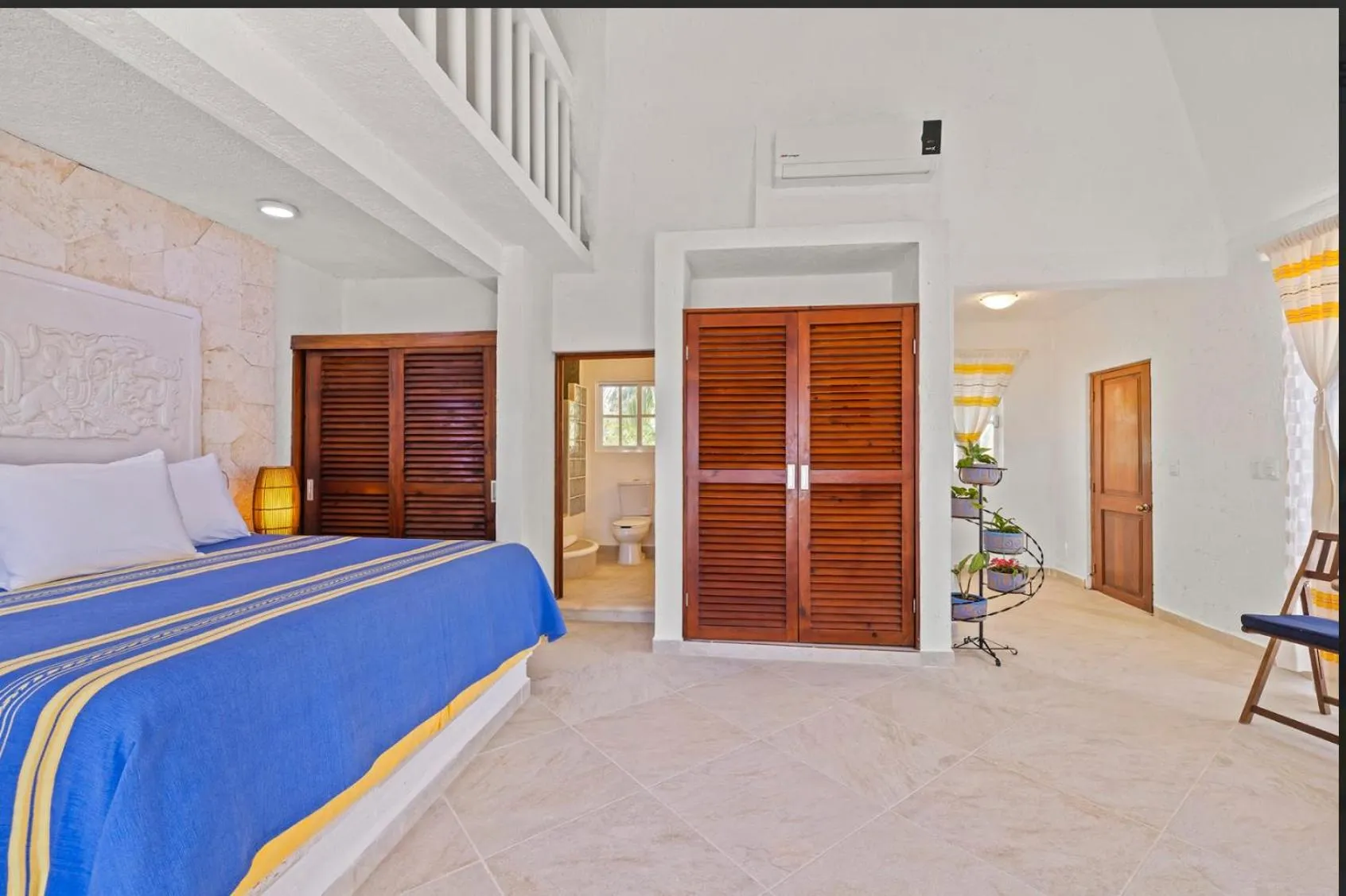 Bed in Casa Cenote Hotel