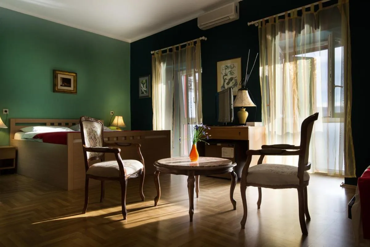 Bed in Hotel Palace Vrkljan