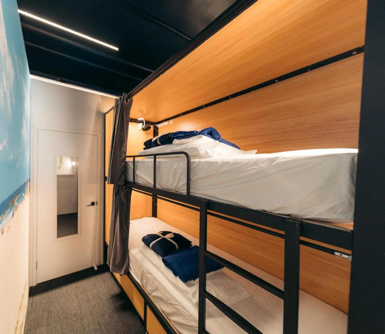Bedroom, Bed in Capsuleaccom Hostel