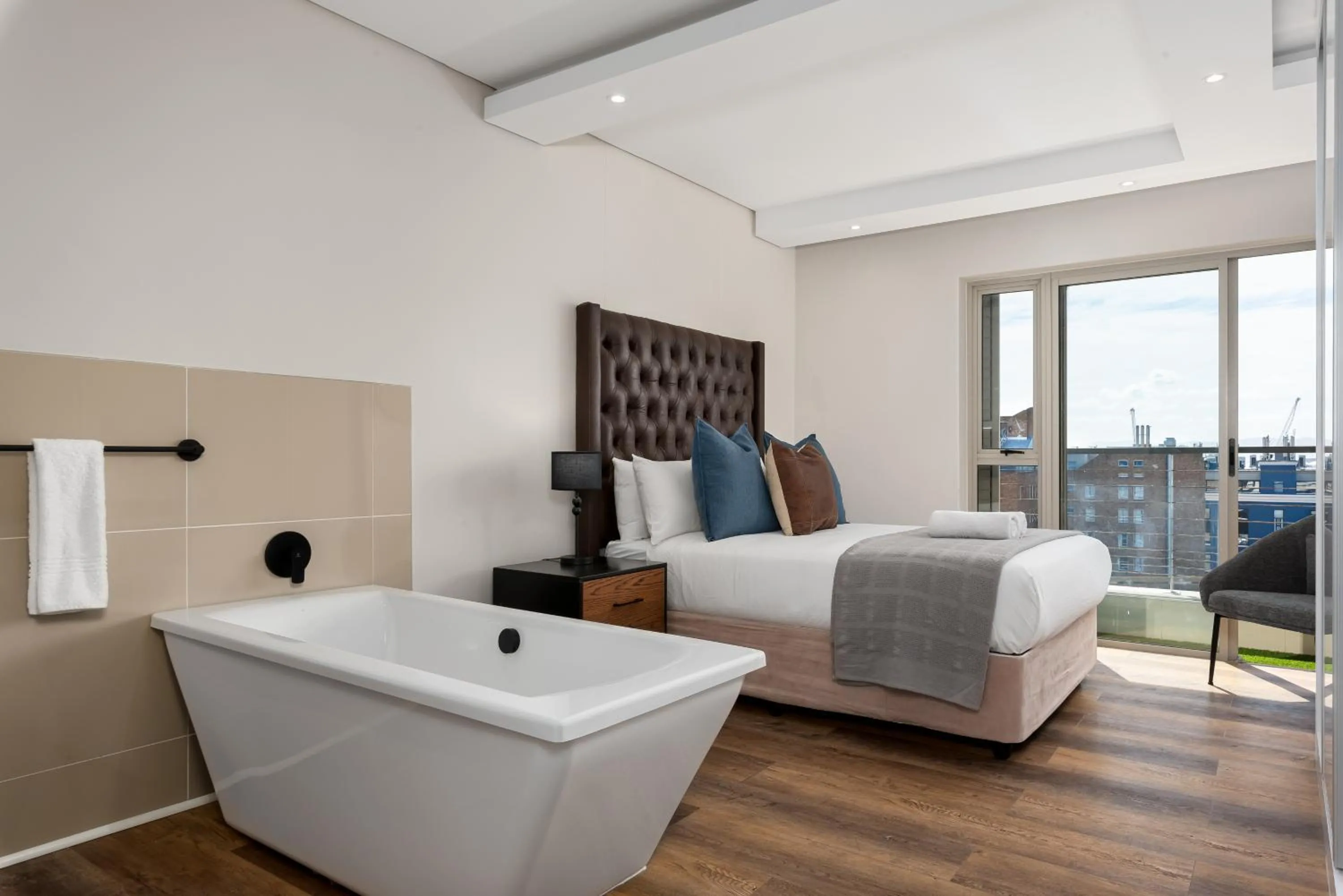 Bed in Harbour Edge Apartments