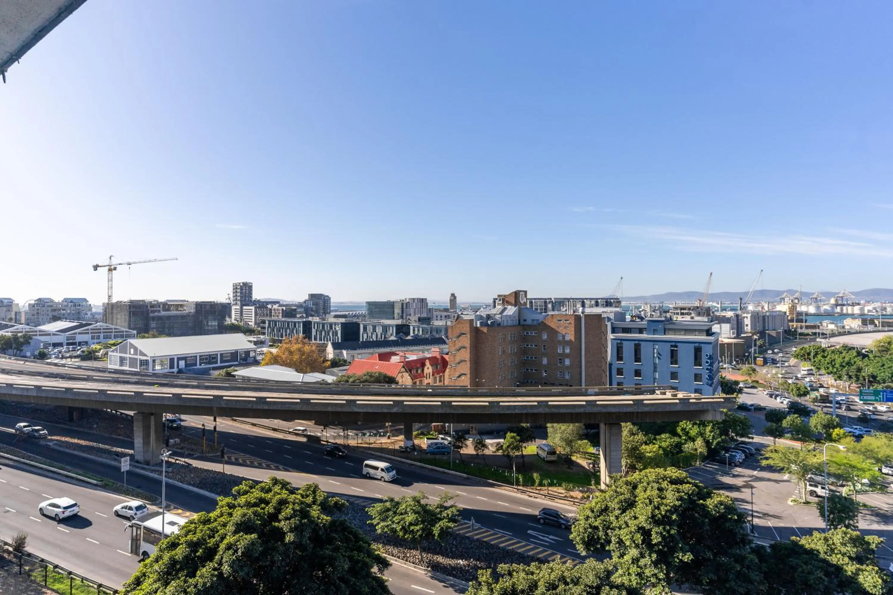 Harbour Edge Apartments