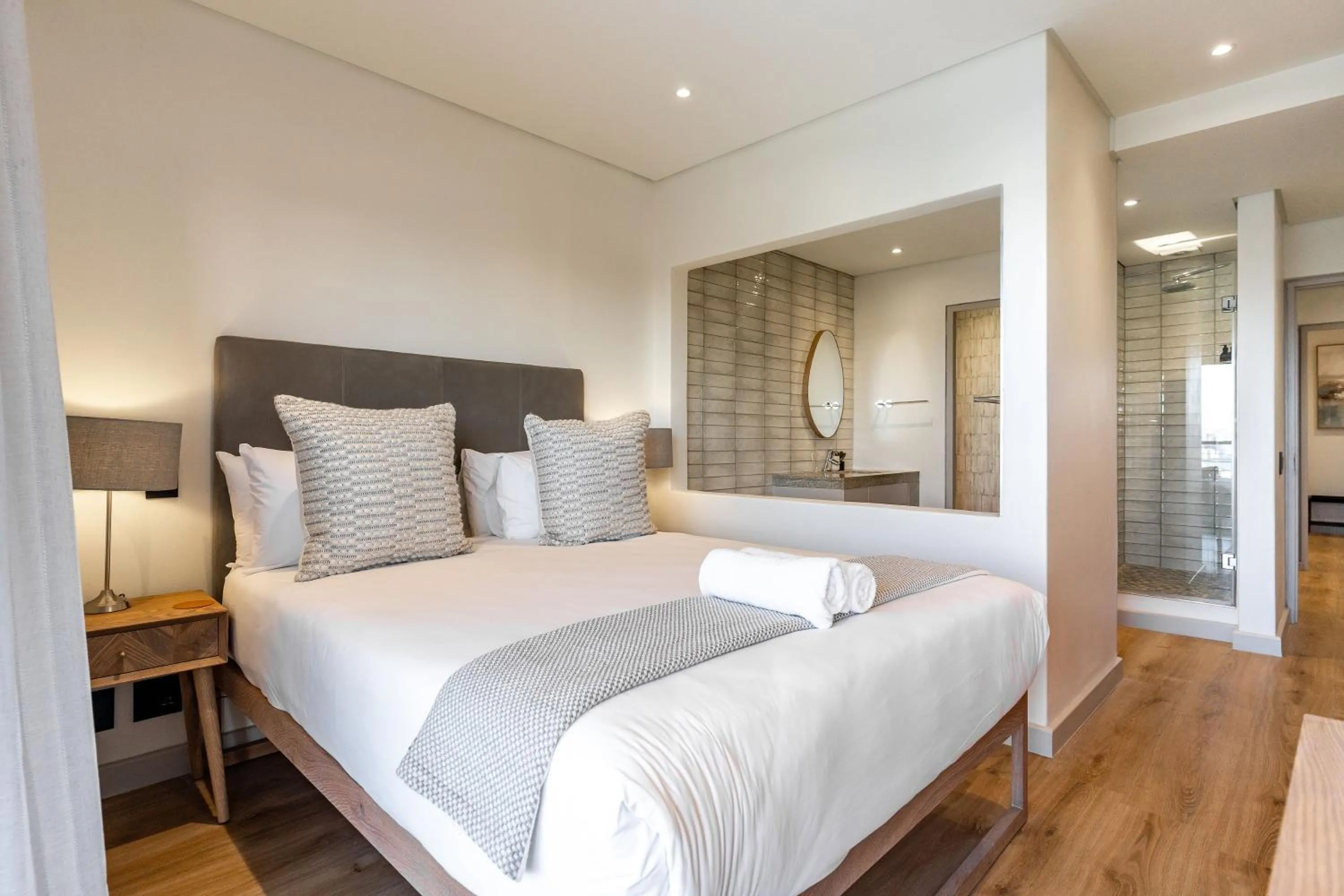 Bed in Harbour Edge Apartments