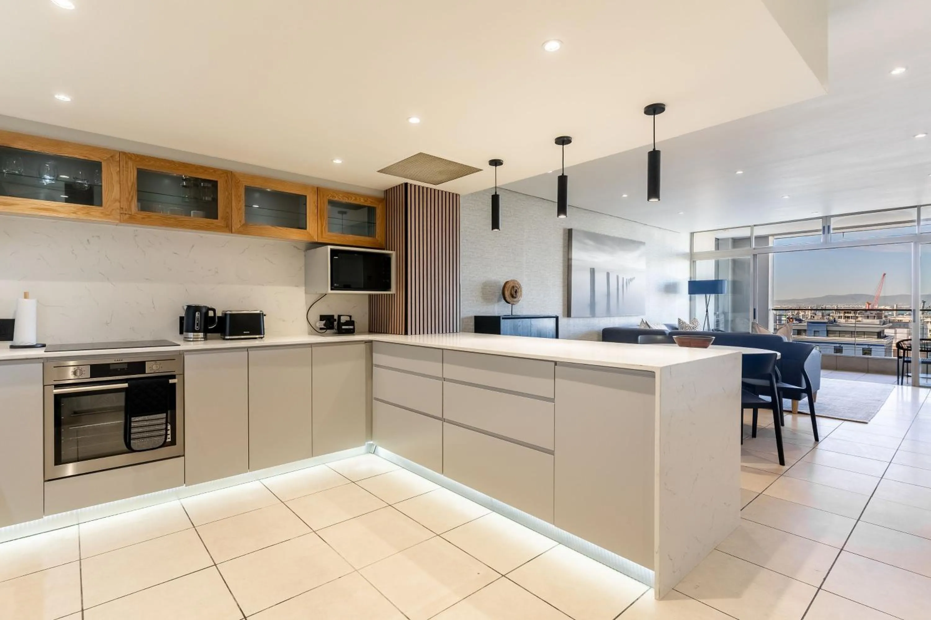 Harbour Edge Apartments