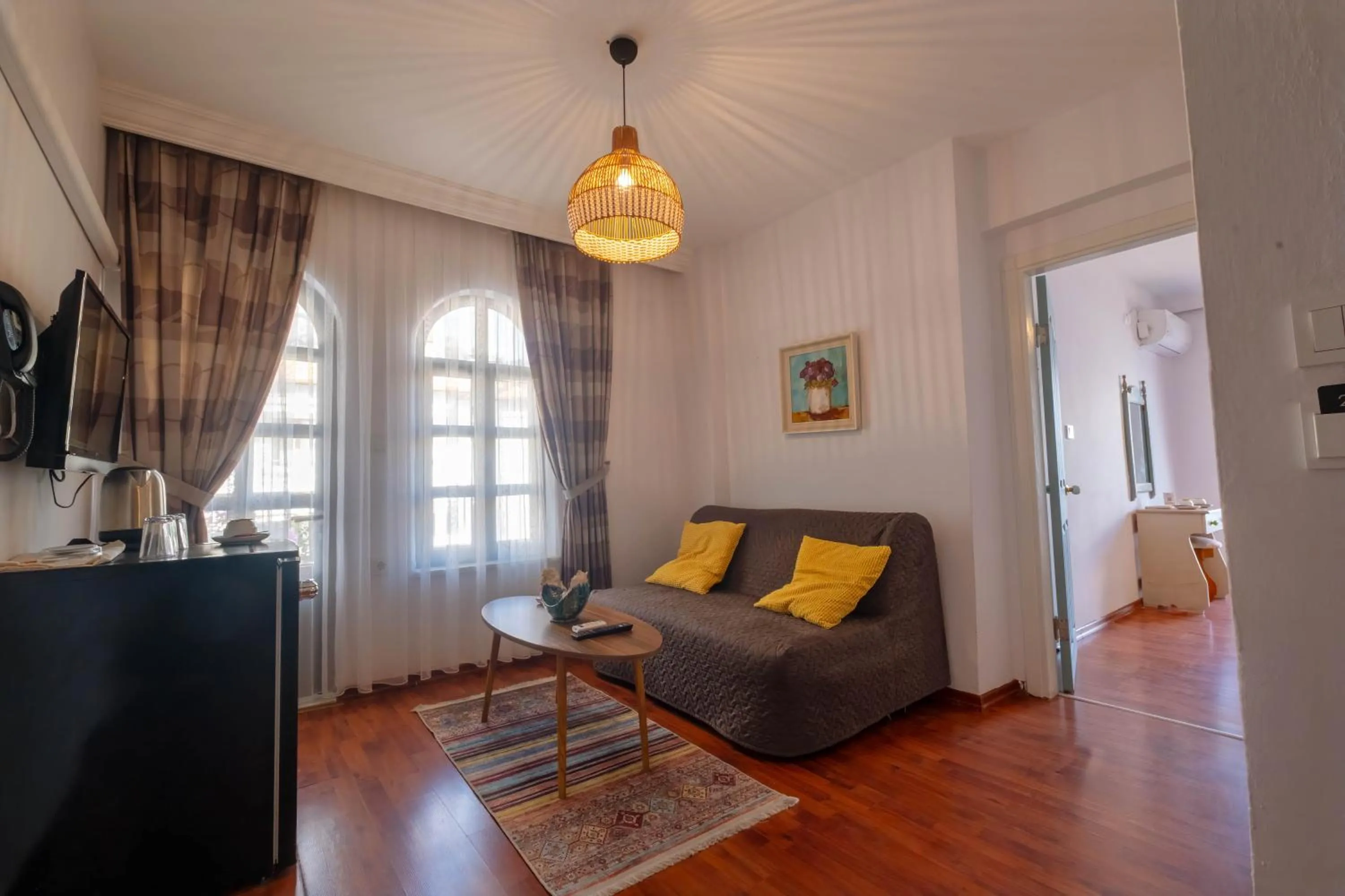 Living room in The Diplomat Hotel