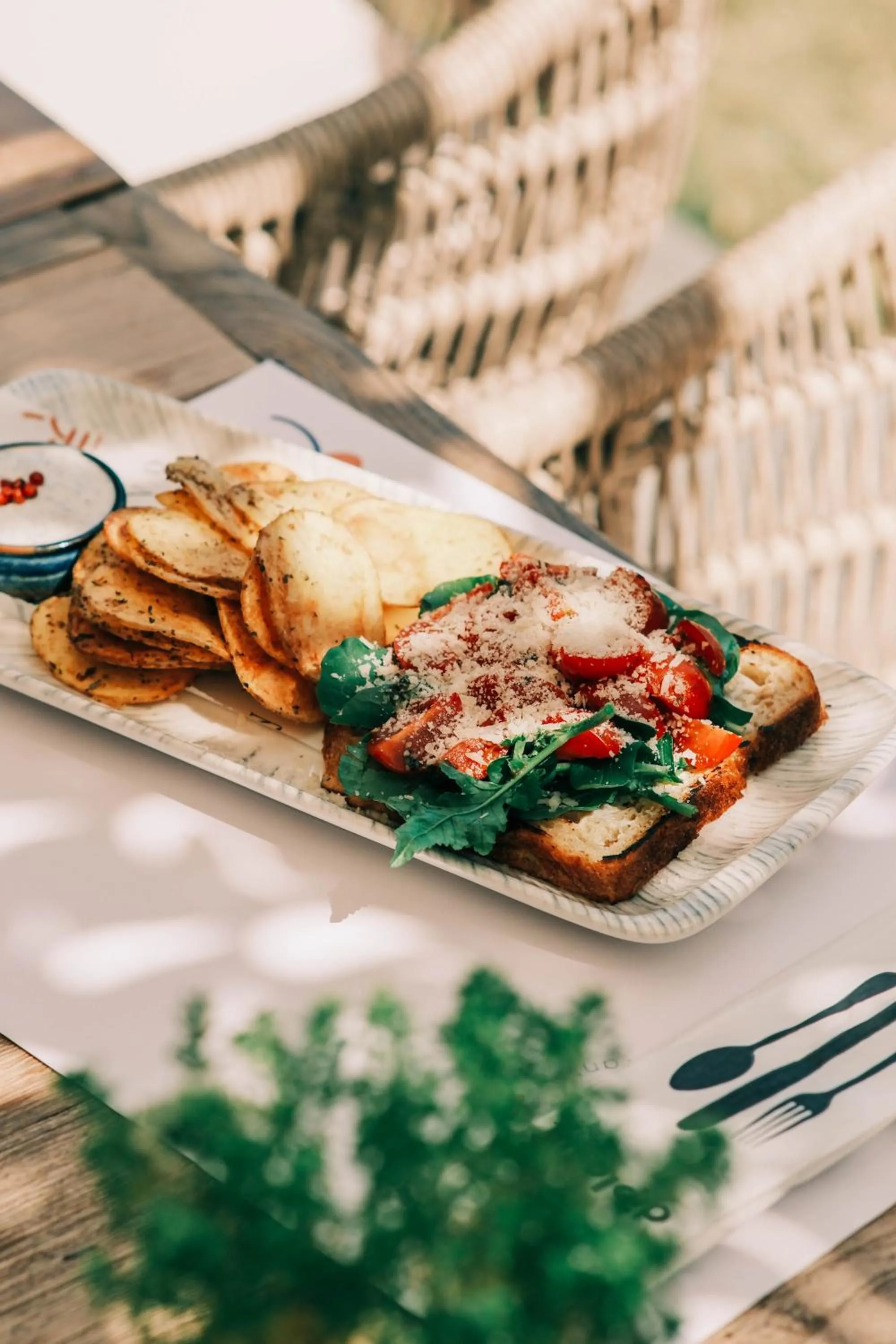 Restaurant/places to eat in The Diplomat Hotel