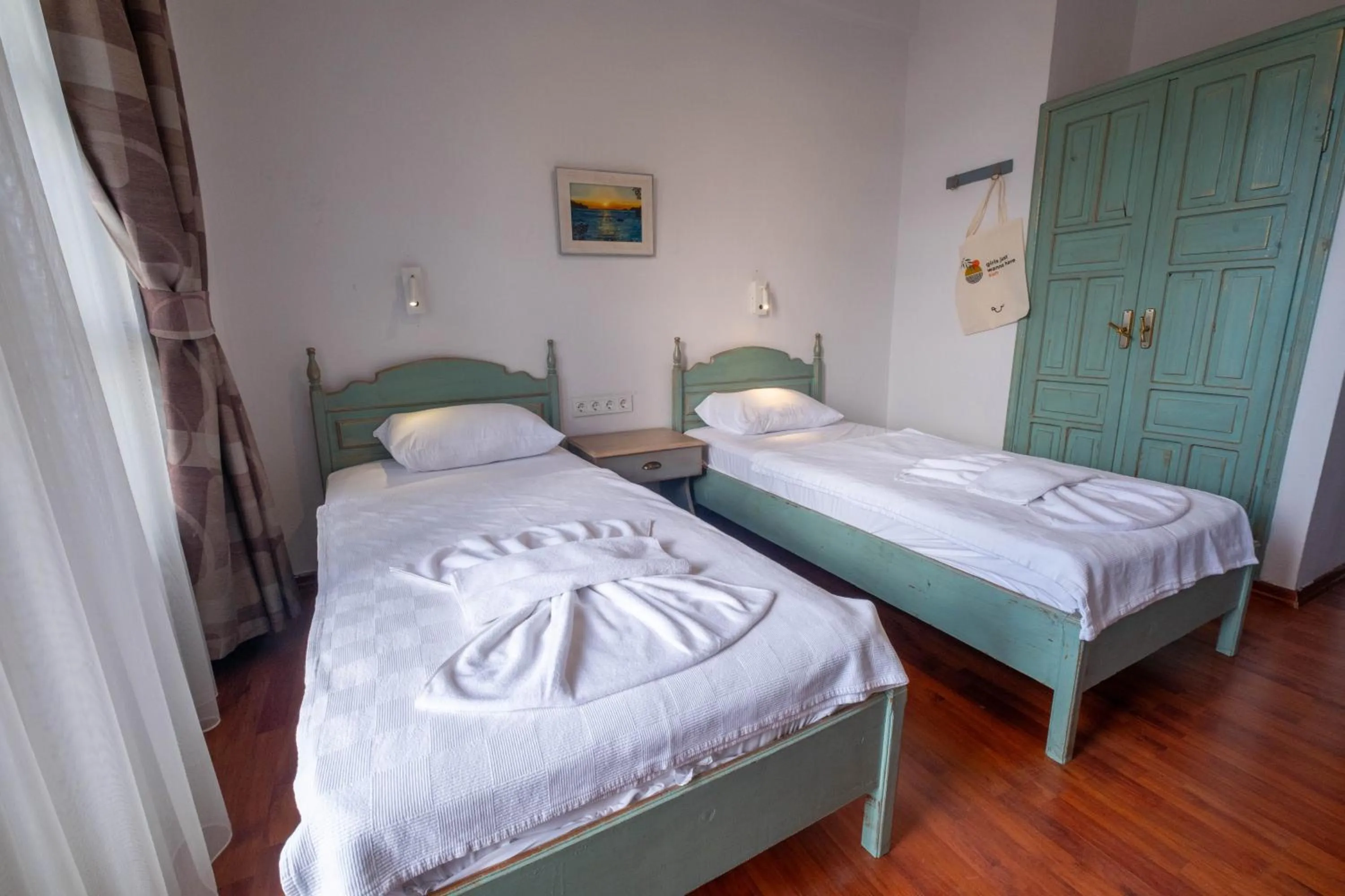 Photo of the whole room in The Diplomat Hotel